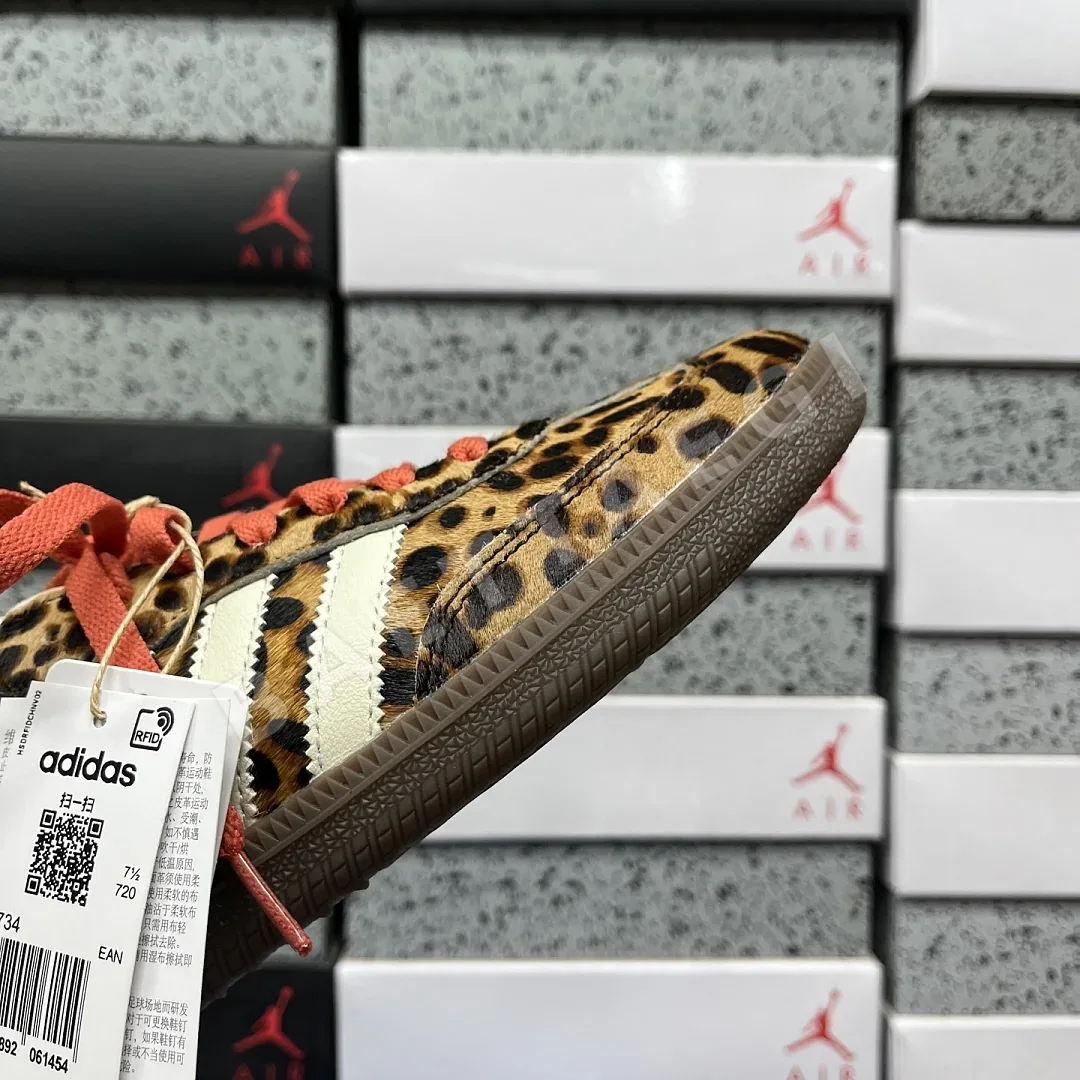 아디다스 [GOD] 삼바 OG JI2734 200849 Adidas Samba OG Preloved Red Leopard 상세 이미지 5