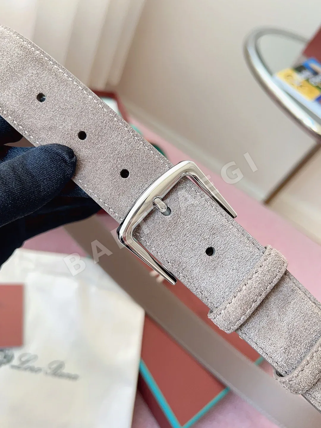 로로피아나 천연 가죽 황동 버클 벨트 상세 이미지 4