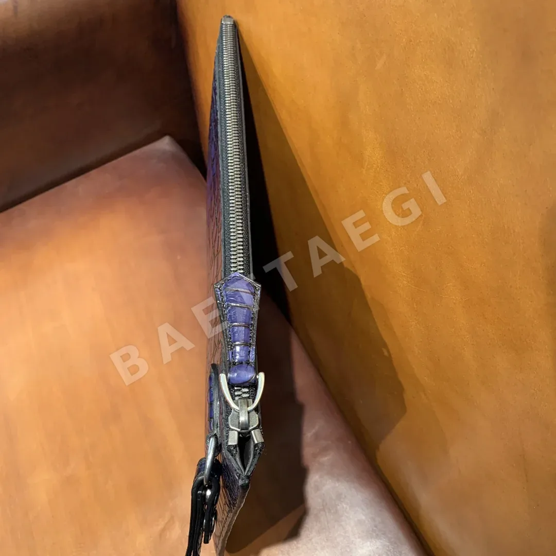 벨루티 악어가죽 신용편지봉투형 가방 상세 이미지 5