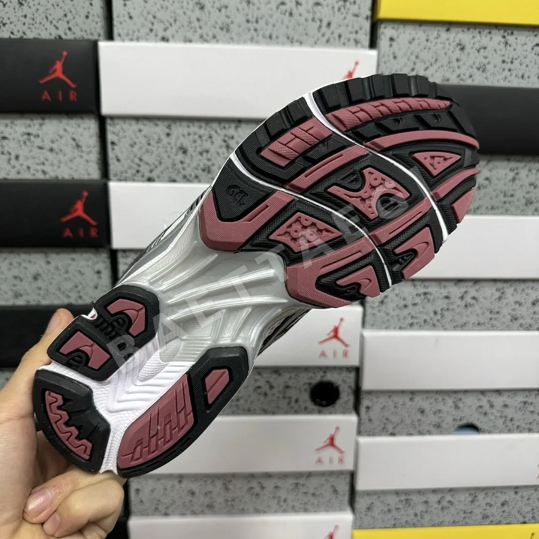 아식스 [LZ] 젤 카야노 14 1201A019-104 200596 Asics Gel-Kayano 14 White Pure Silver 상세 이미지 10