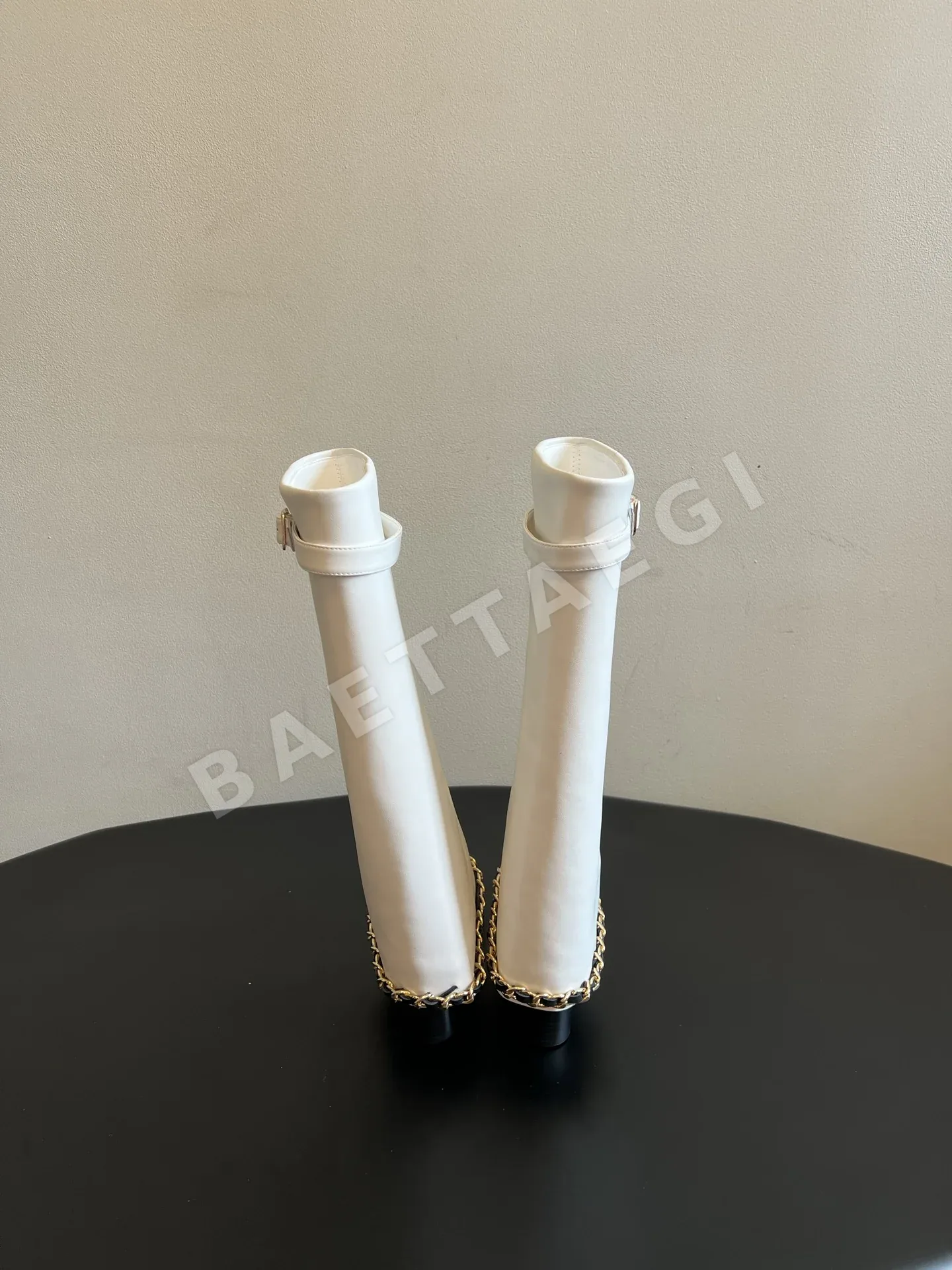 샤넬 부츠 시프스킨 체인 백클 상세 이미지 3
