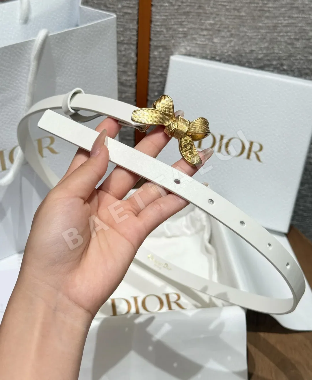 디올 르 누도 리본 버클 송아지가죽 벨트 상세 이미지 9
