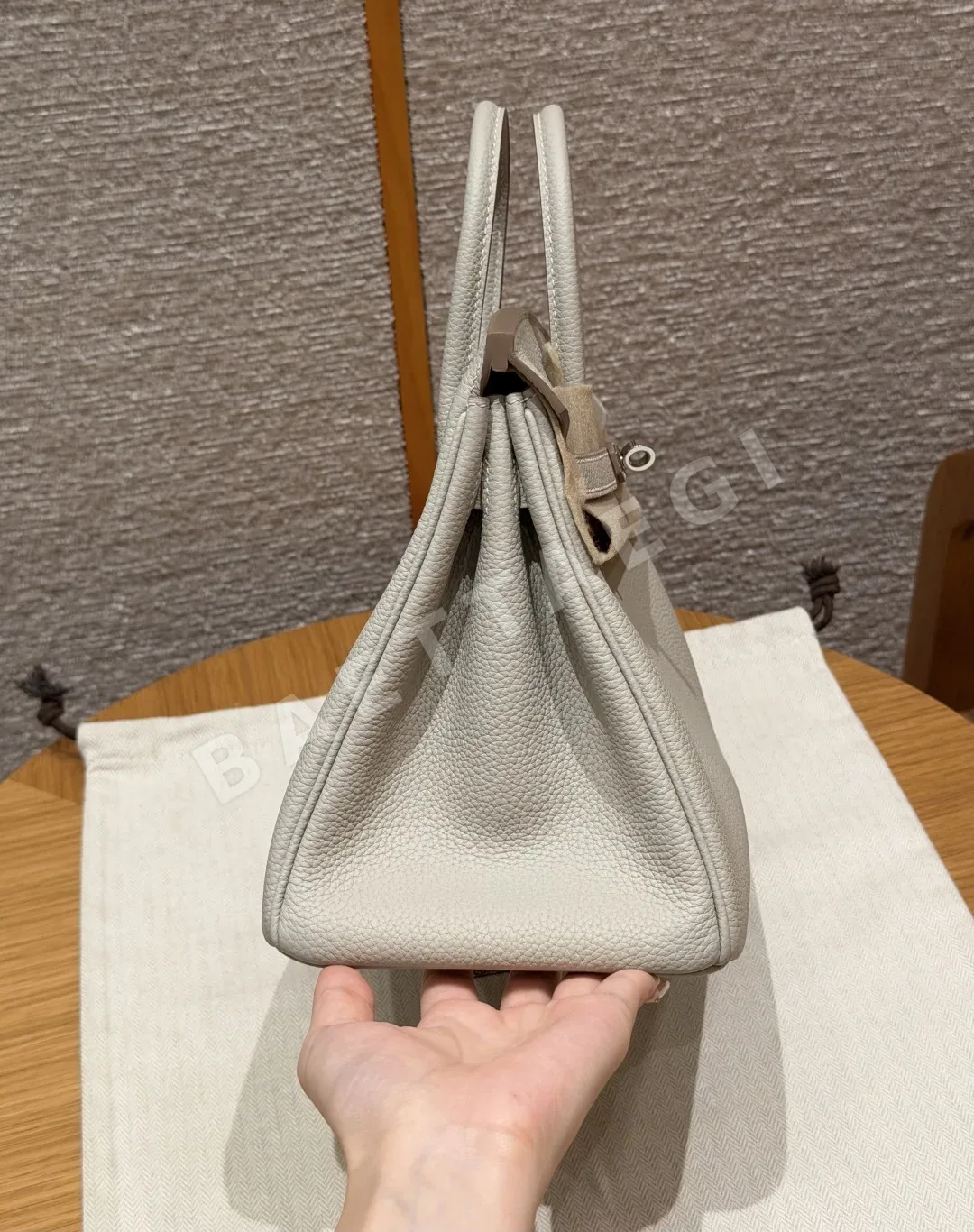 에르메스 버킨 25 cm 글레이셔 화이트 토고 가죽 지갑 상세 이미지 3
