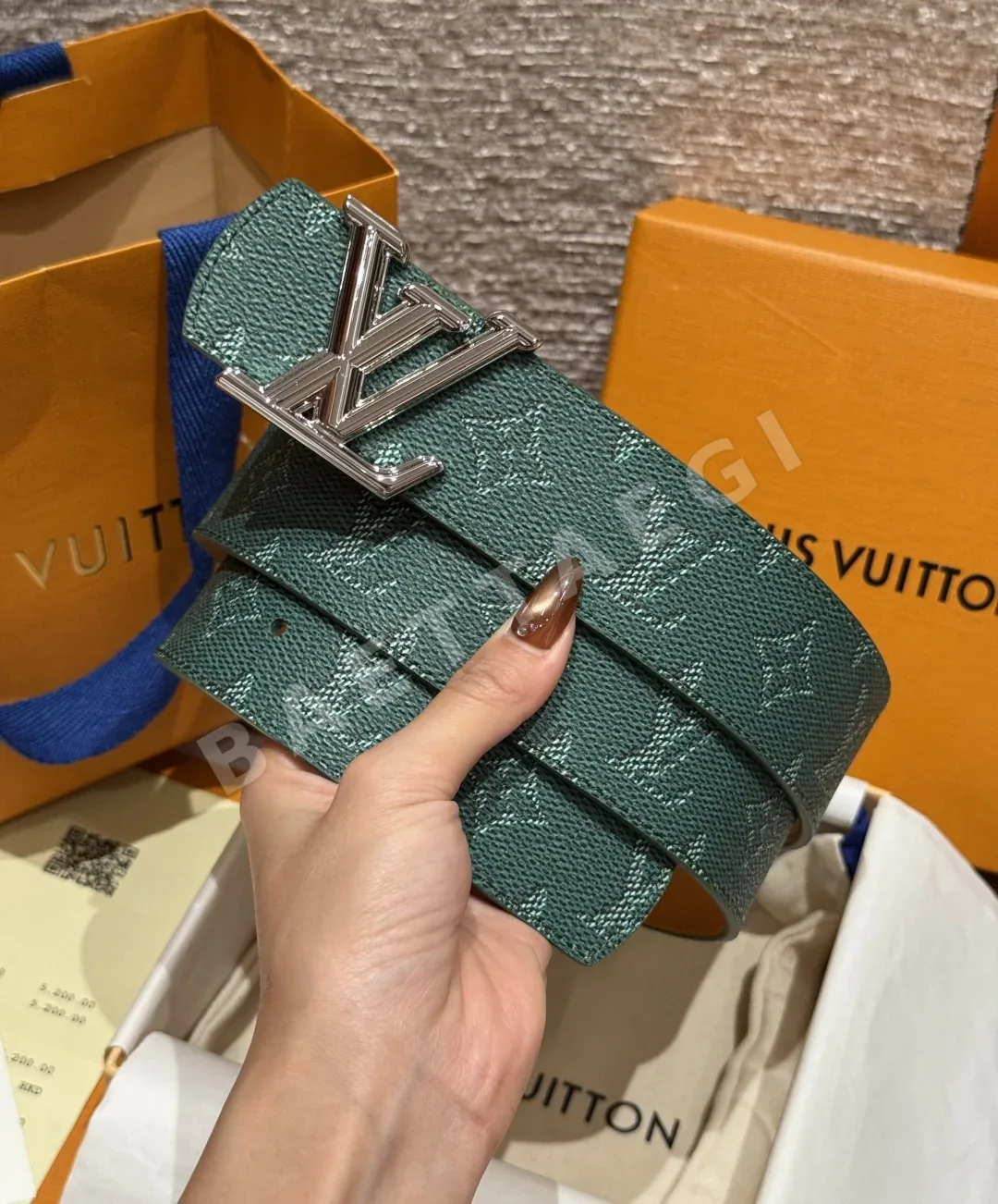 루이비통 디멘션 모노그램 헤리티지 40mm 리버서블 벨트 상세 이미지 2
