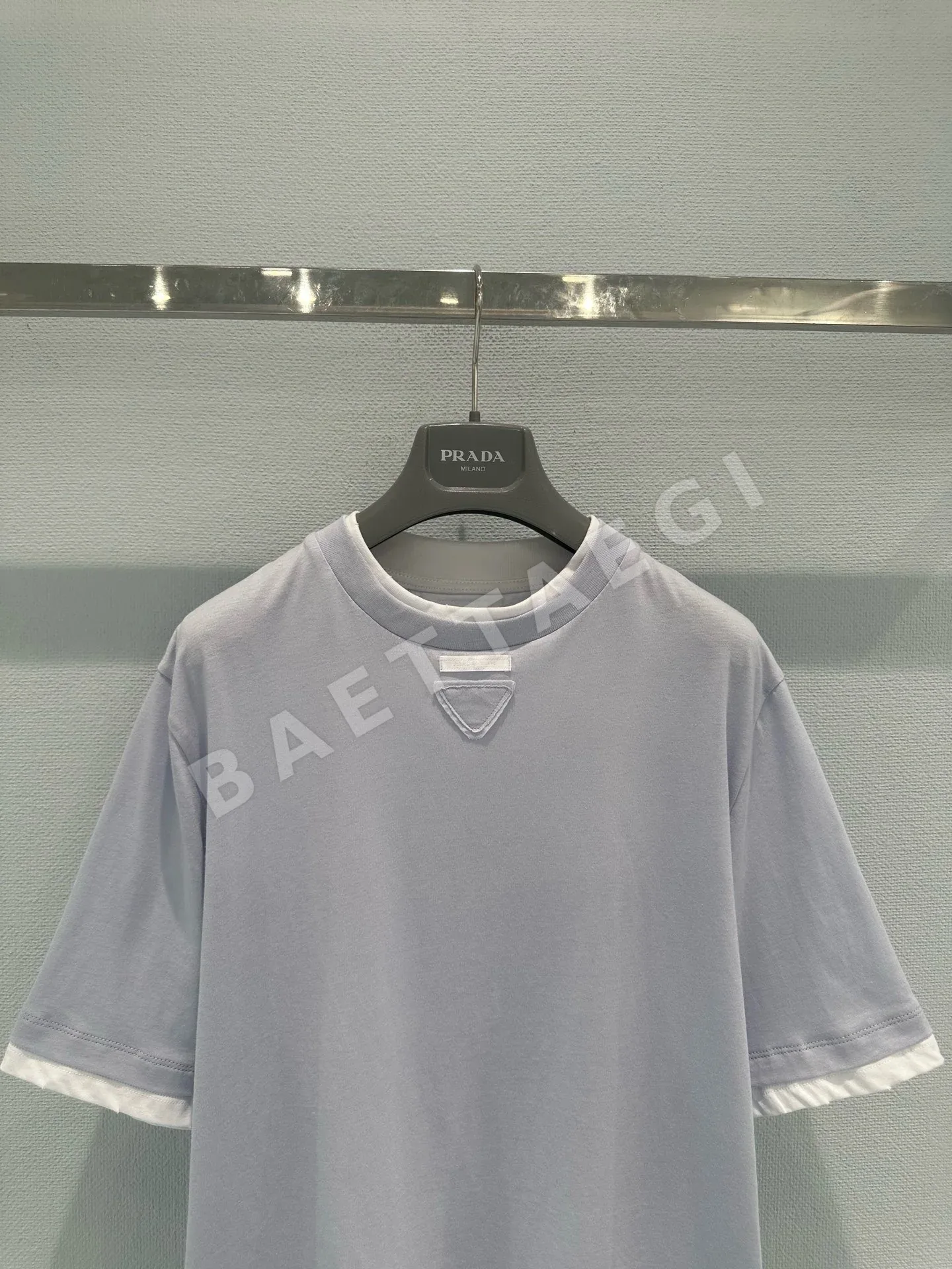 프라다 컬러 블록 여성 반팔 티셔츠 상세 이미지 4