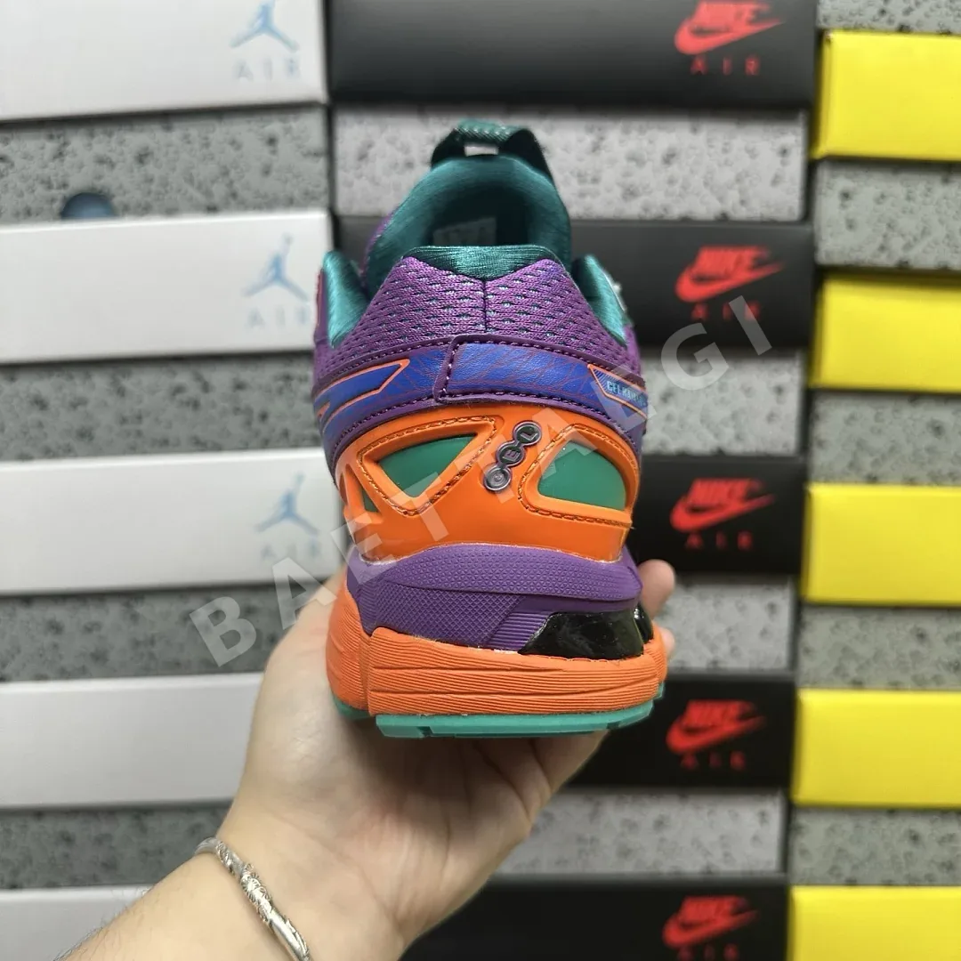 아식스 [KO] 1203A456-500 200432 Asics UB9-S Gel-Kayano 20 Kiko Kostadinov Dark 상세 이미지 8