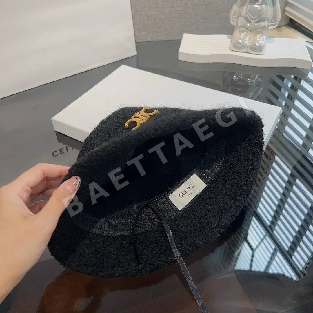 셀린느 시프스킨 버킷햇 상세 이미지 9