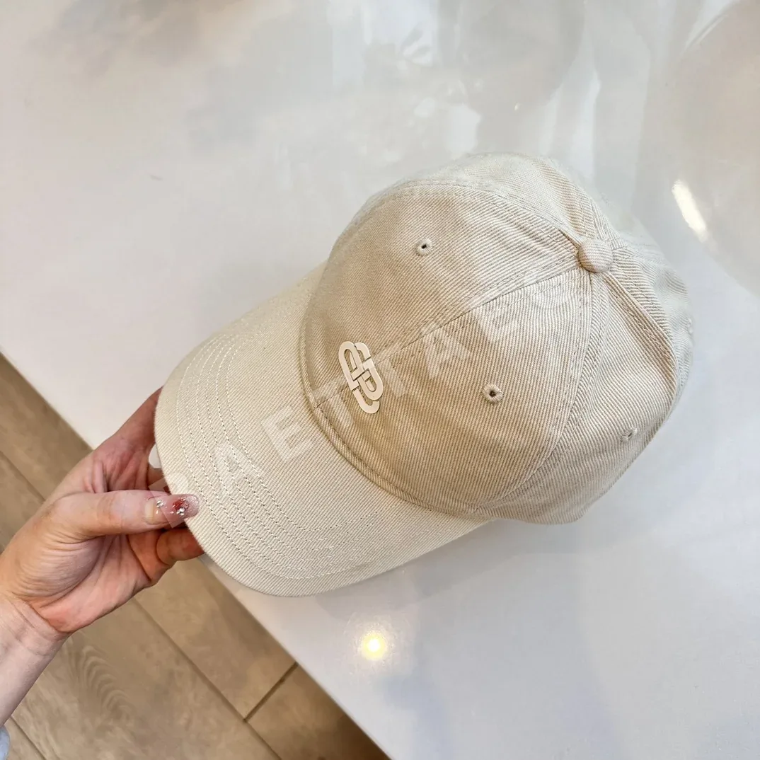 발렌시아가 워시드 코튼 베이스볼 캡 상세 이미지 3