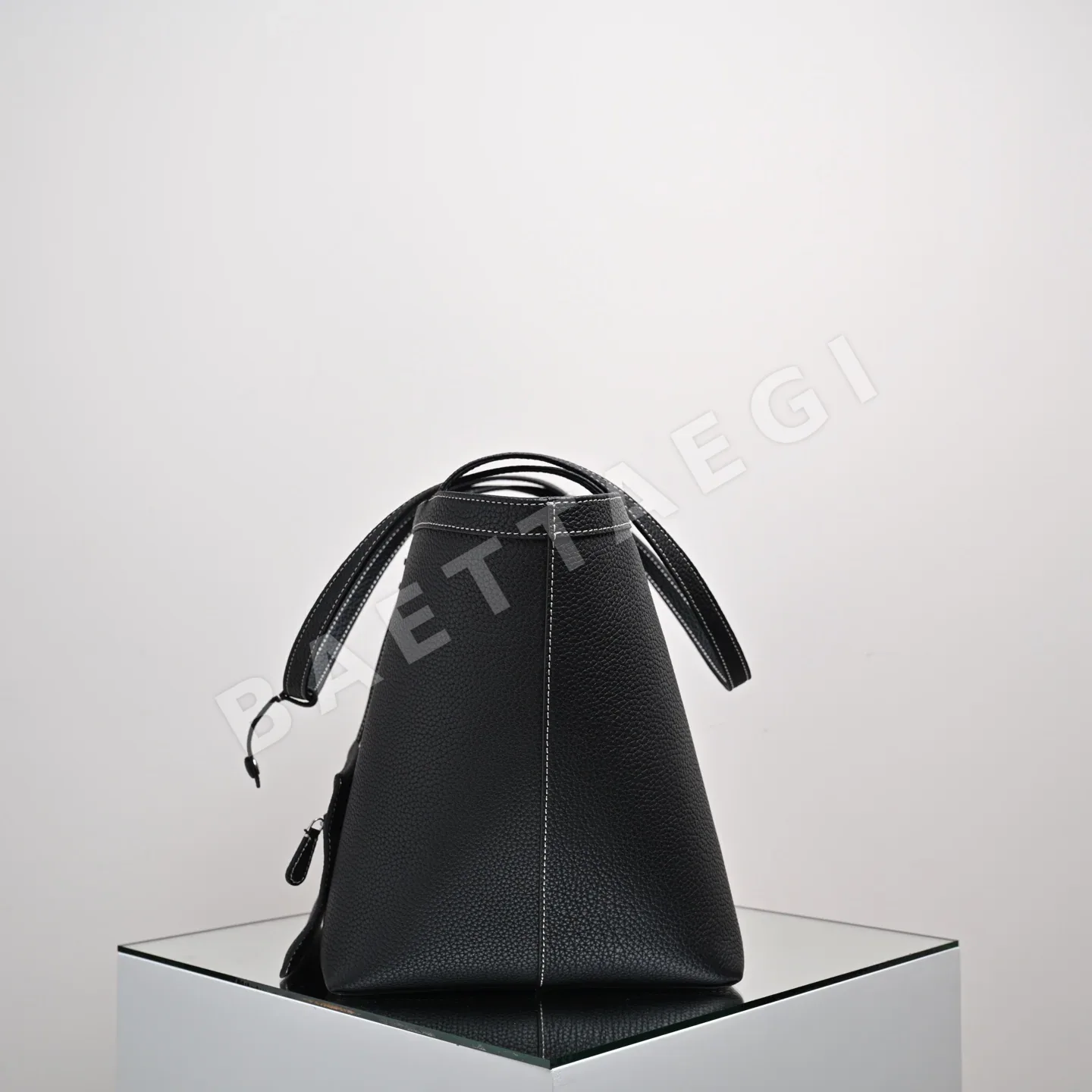 더로우 가방 상세 이미지 3