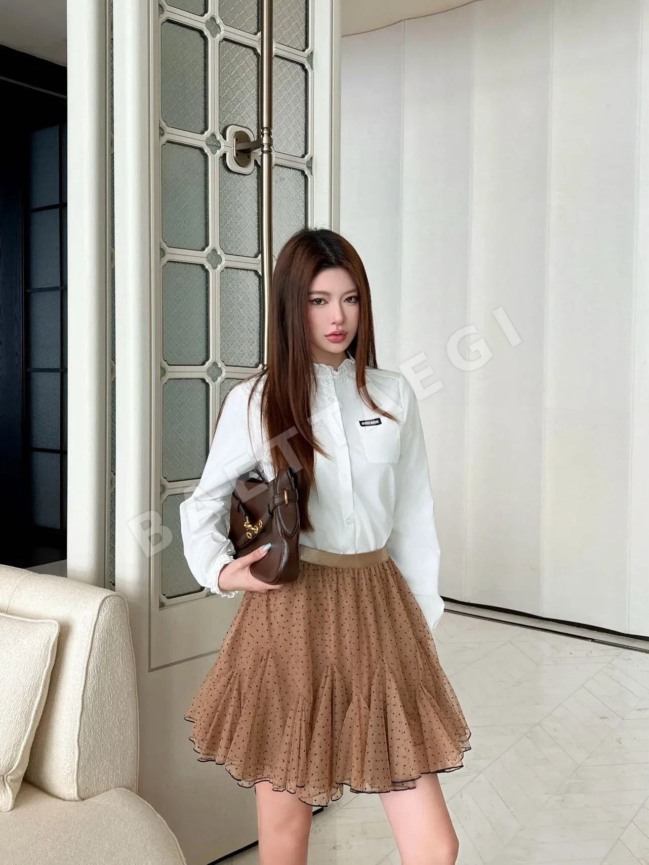 미우미우 프릴 스탠드카라 여성 셔츠 상세 이미지 8