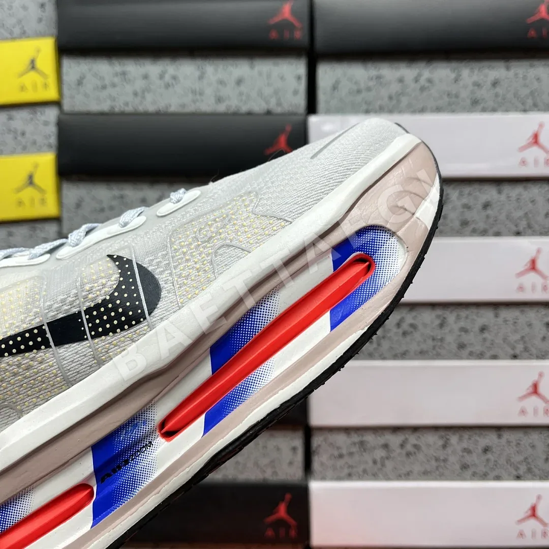나이키 [CG] 보메로 프리미엄 CM II5258-100 201991 Nike Vomero Premium CM White Racer Blue 상세 이미지 2