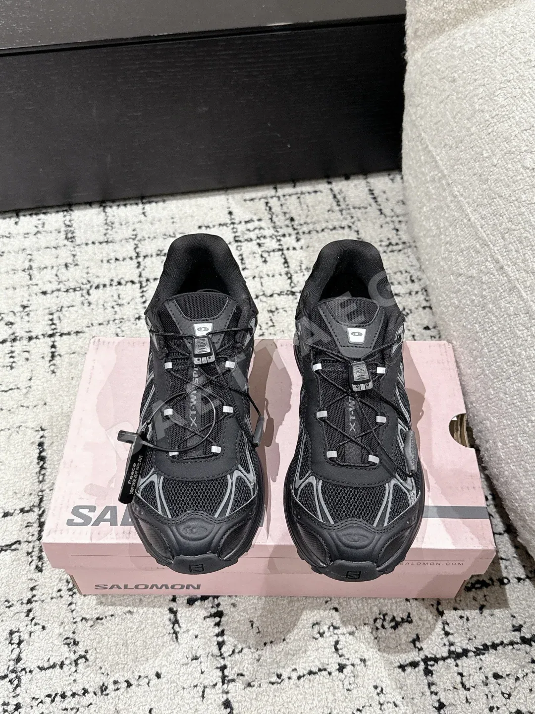 살로몬 로우컷 러닝화 74832