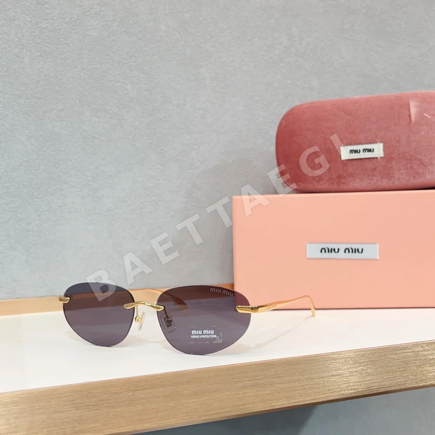 미우미우 SMUA 92 S 선글라스 73105