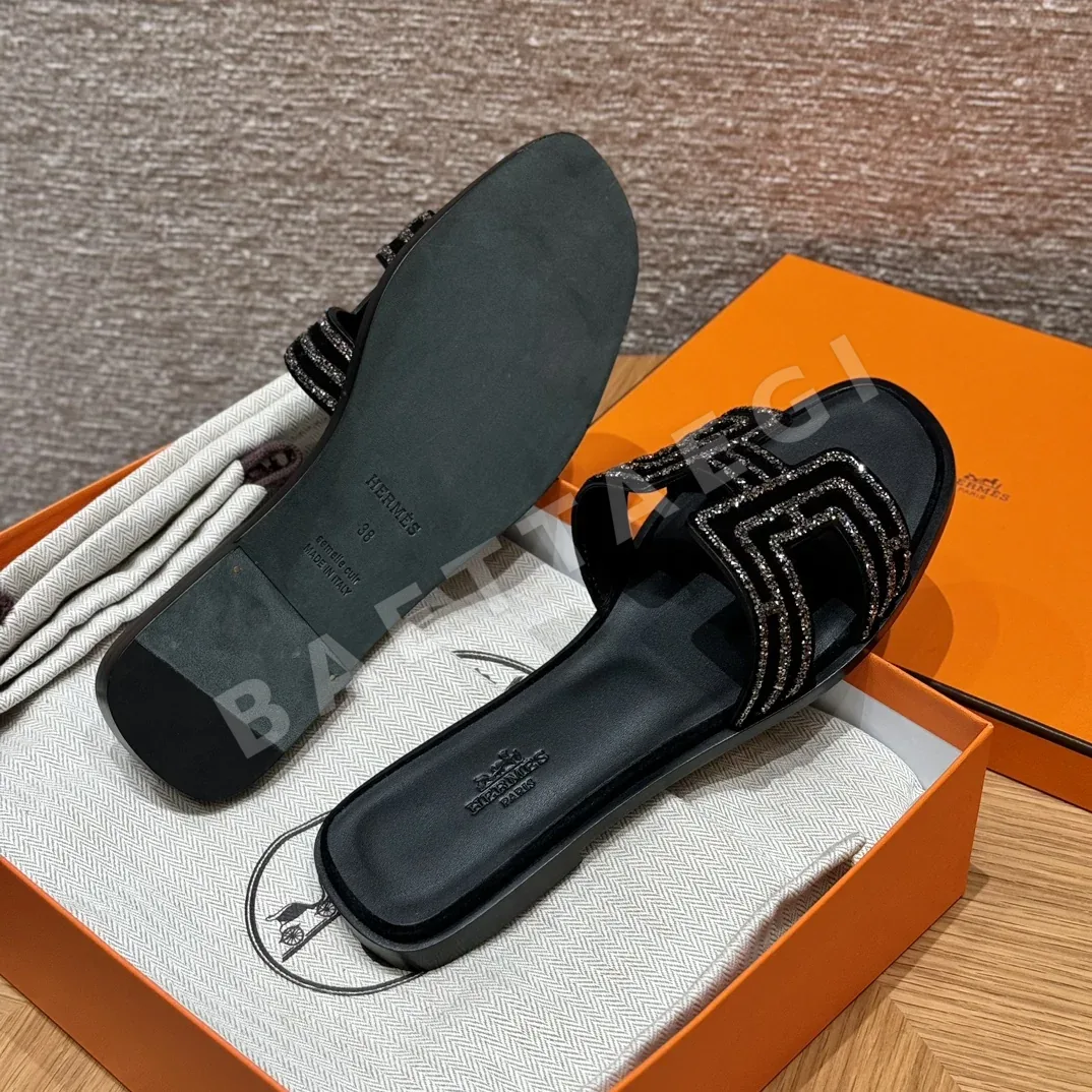 에르메스 오란 샌들 스웨이드 상세 이미지 3