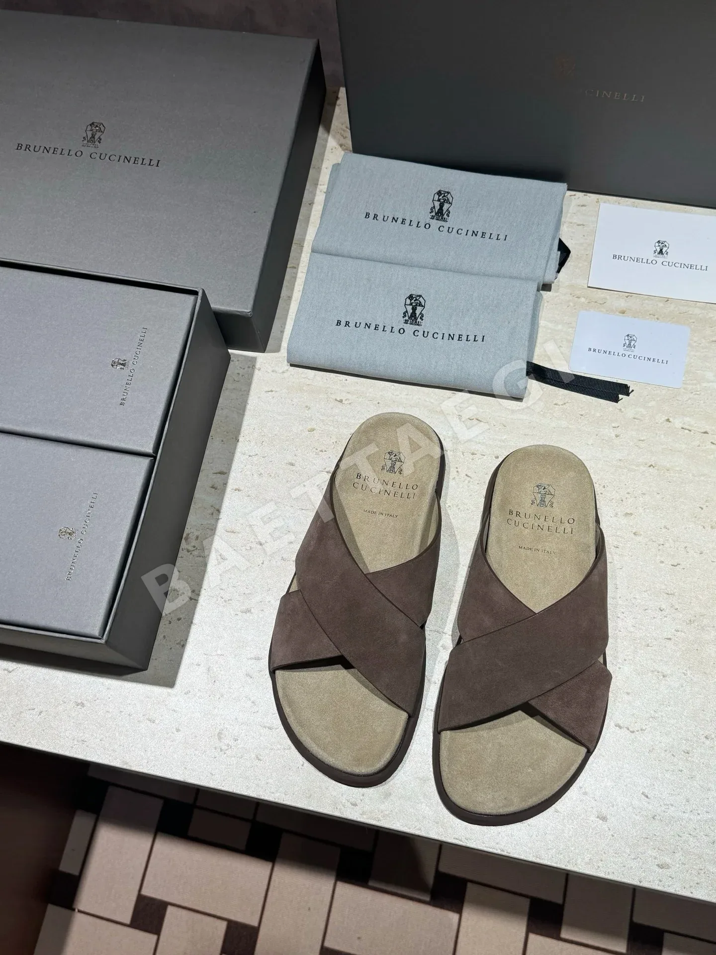 브루넬로쿠치넬리 남성용 스웨이드 플립플롭 상세 이미지 5