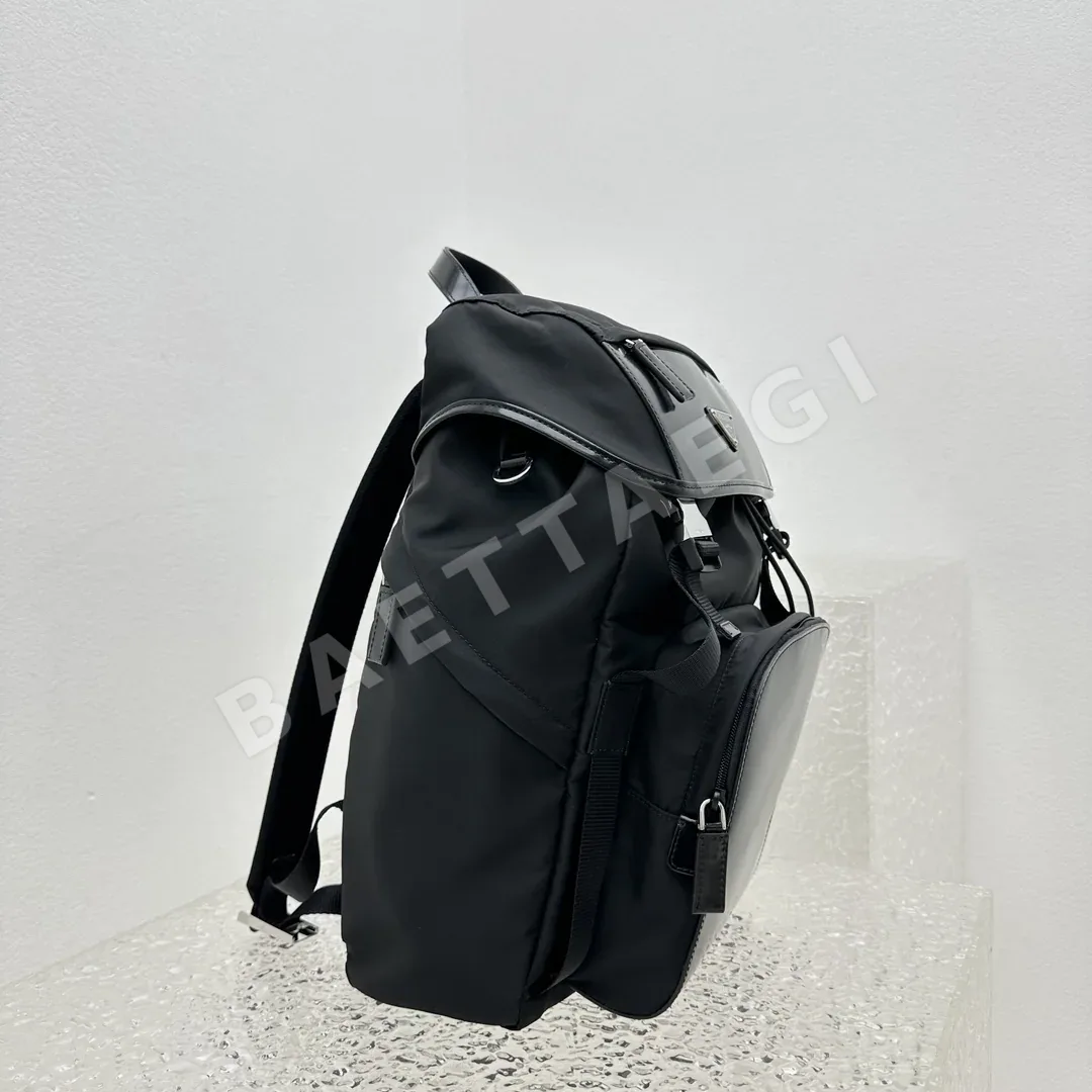 프라다 패치워크 가죽 백팩 상세 이미지 3