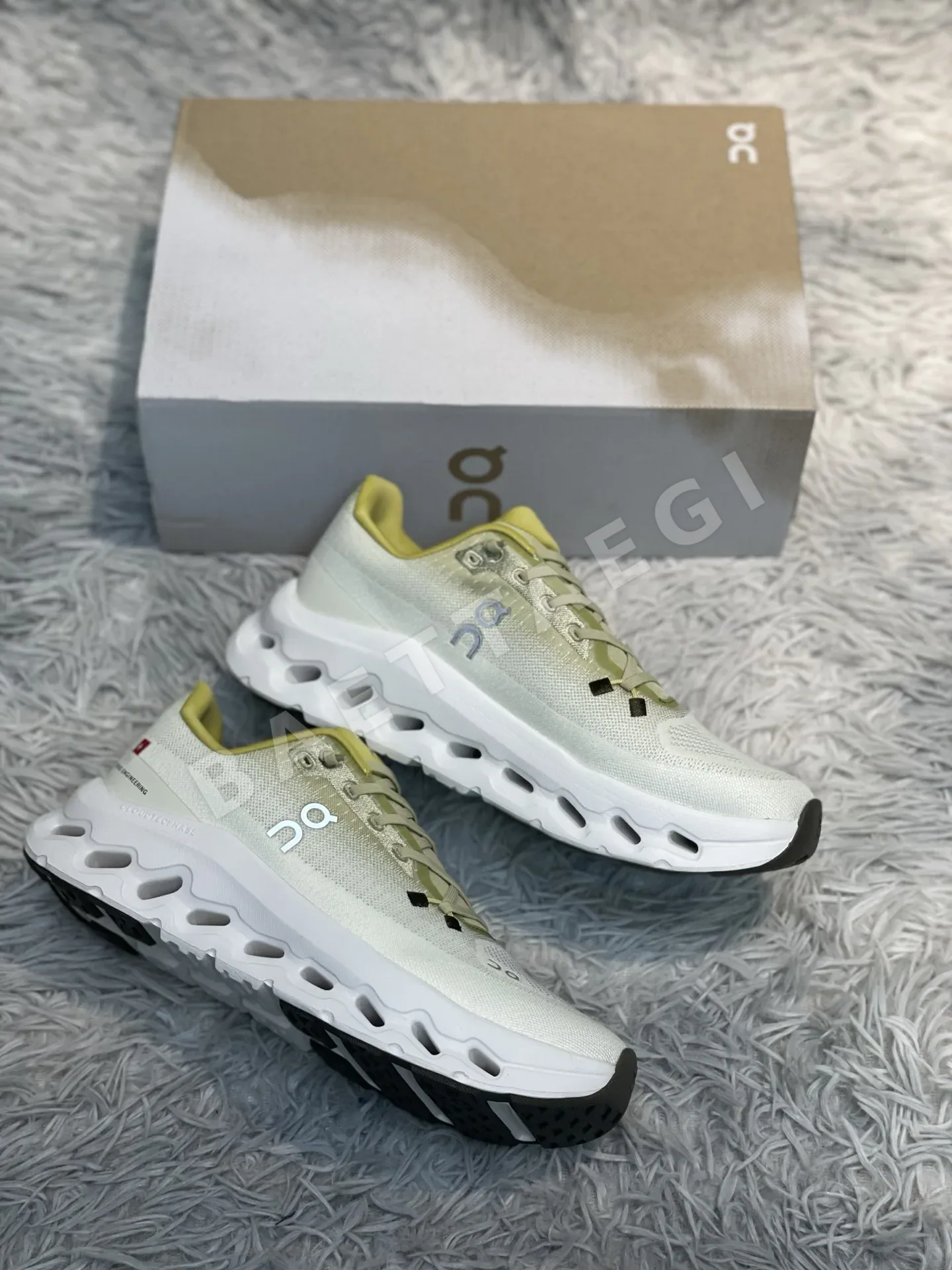 ON 퓨어 오리지널 오프로드 신발 상세 이미지 9