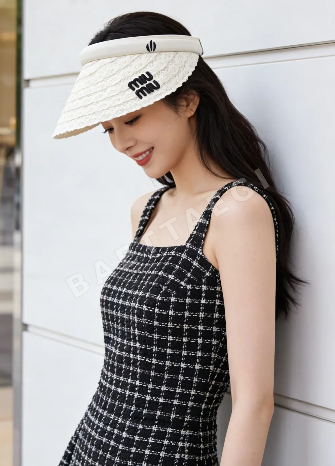 미우미우 비치 바이저 모자 상세 이미지 4