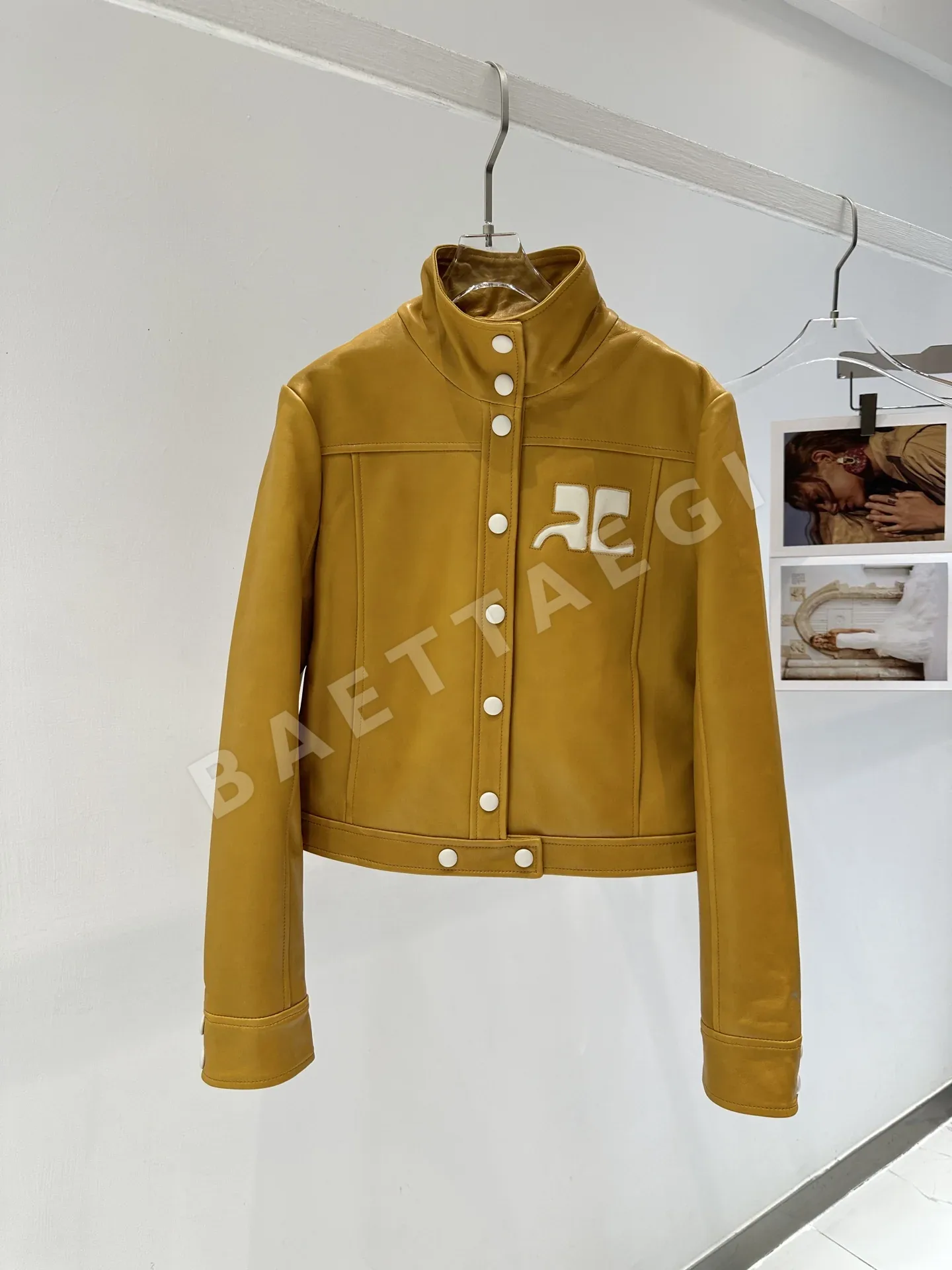 꾸레쥬 램스킨 레더 자켓 207175