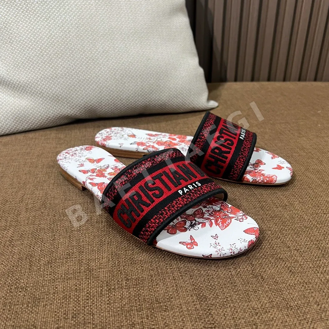 디올 자수 캔버스 샌들 상세 이미지 6
