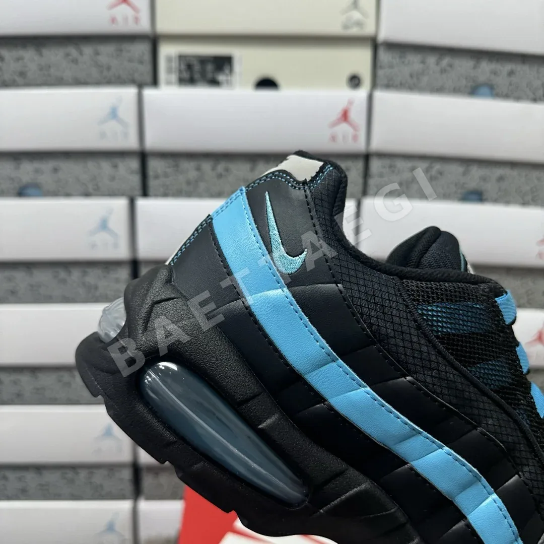 나이키 [XY] 에어 맥스 95 OG IB1667-001 201330 Nike Air Max 95 OG Big Bubble Baltic Blue 상세 이미지 7