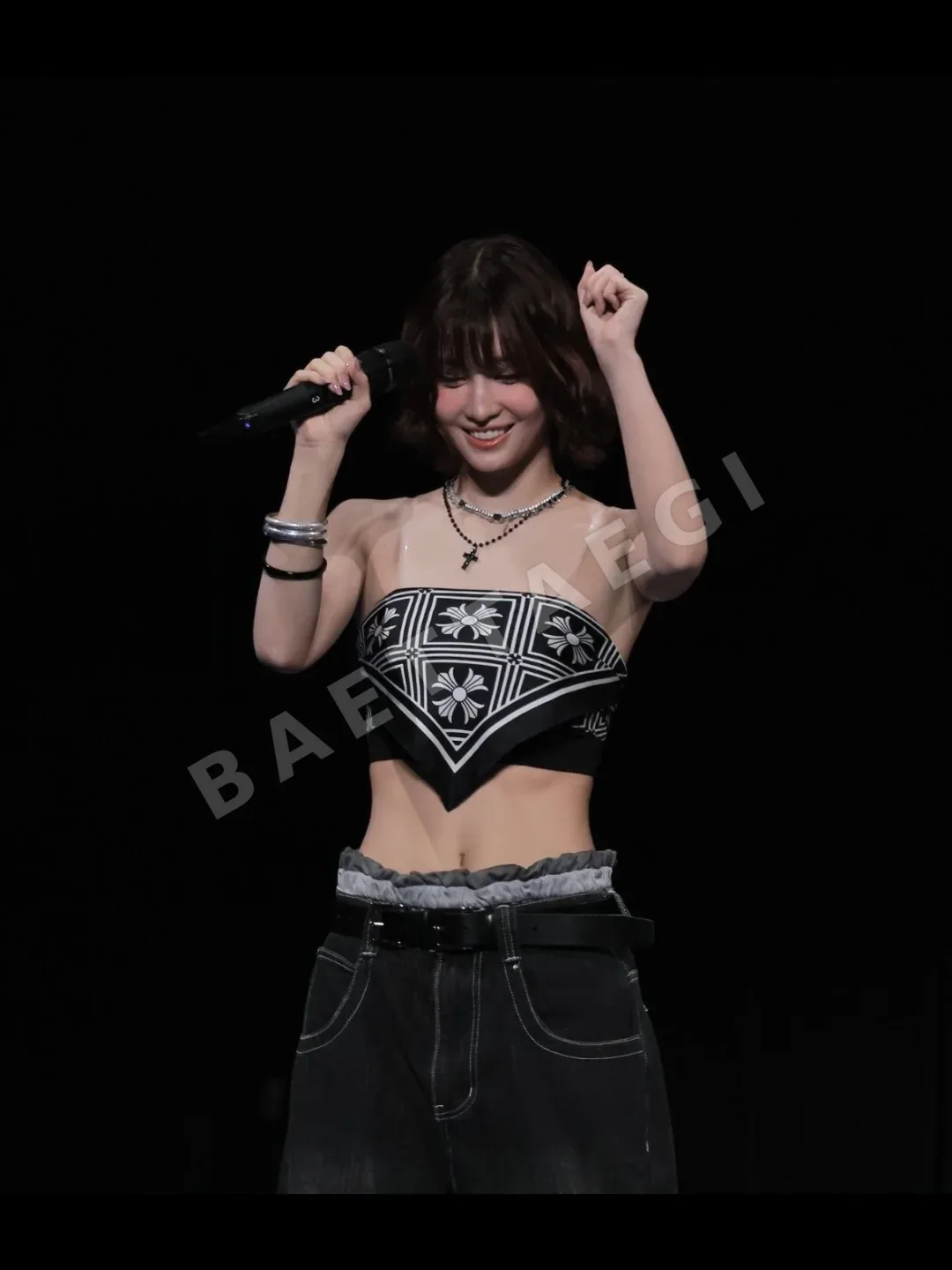 크롬하츠 체크 패턴 멀베리 실크 반팔 스카프 상세 이미지 7