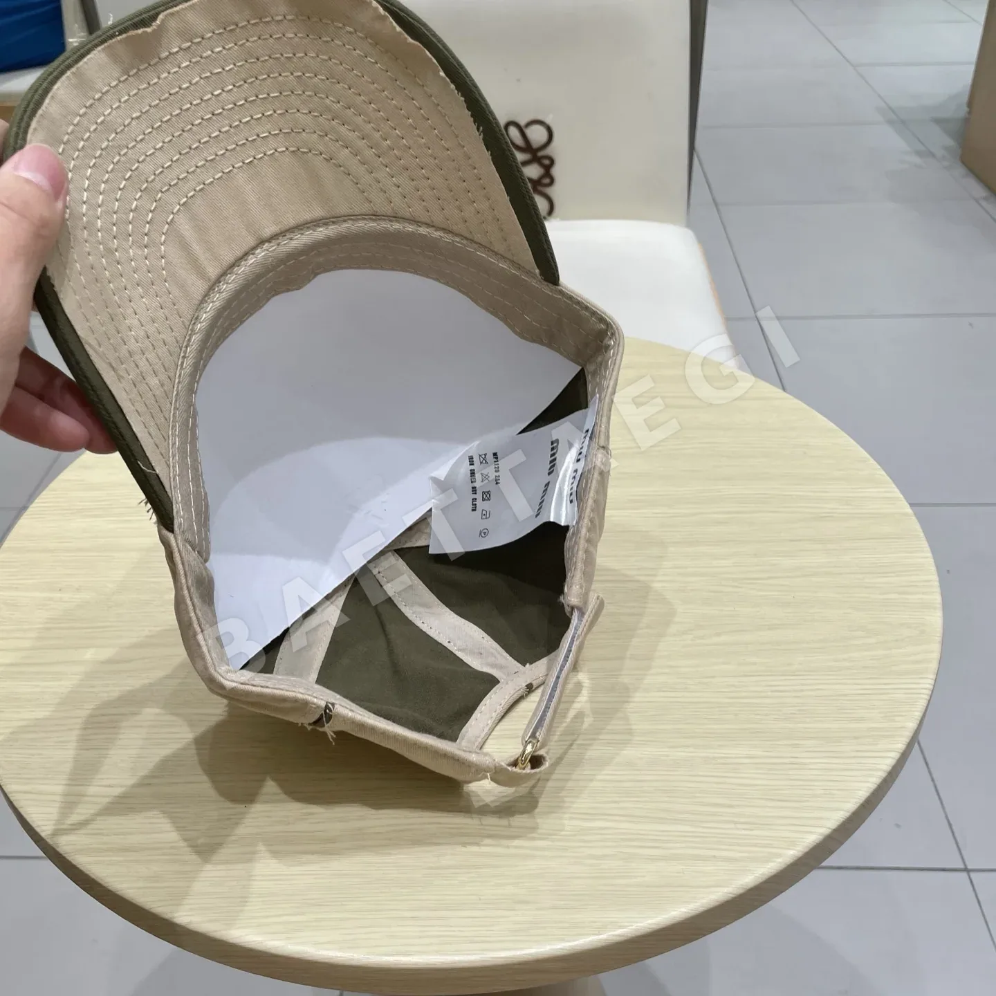 미우미우 자수 베이스볼 모자 상세 이미지 10
