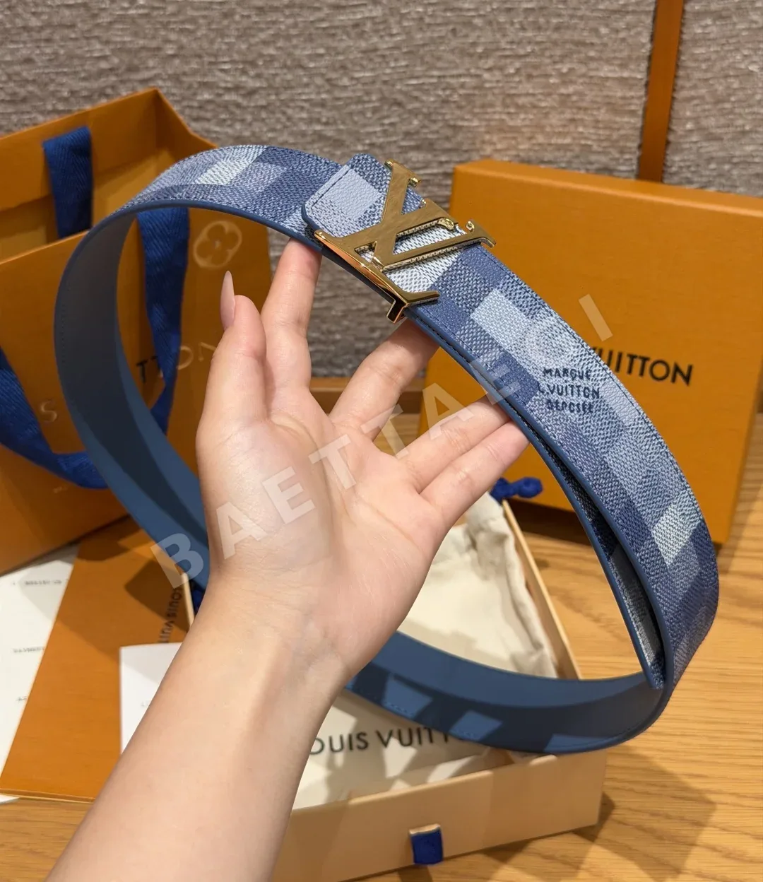 루이비통 DIMENSION 40mm 리버시블 벨트 상세 이미지 4