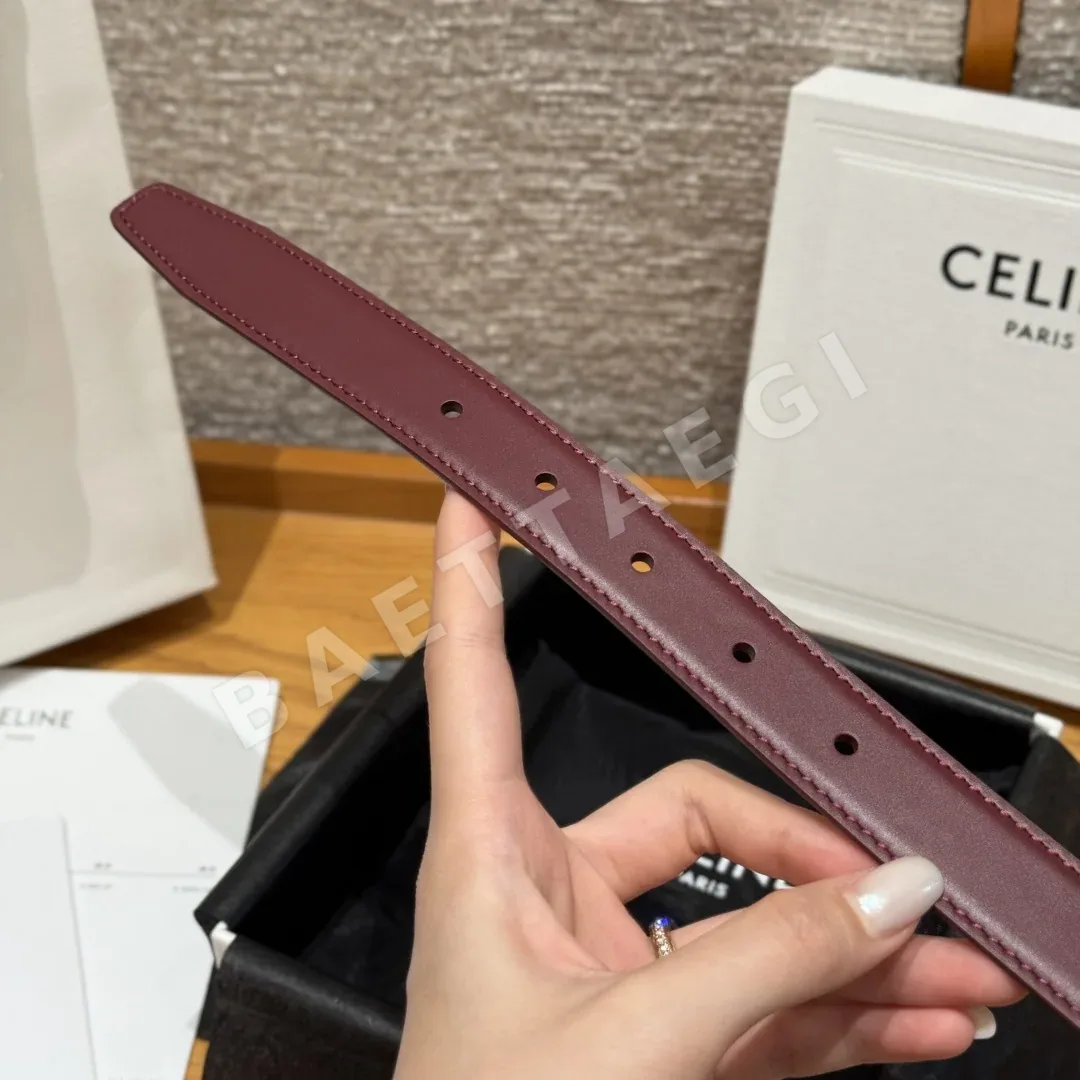 셀린느 ALIX 미디엄 25mm 리버시블 소가죽 벨트 상세 이미지 9