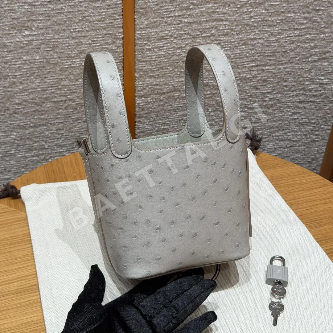 에르메스 피코탄 KK 타조 가죽 가방 상세 이미지 3