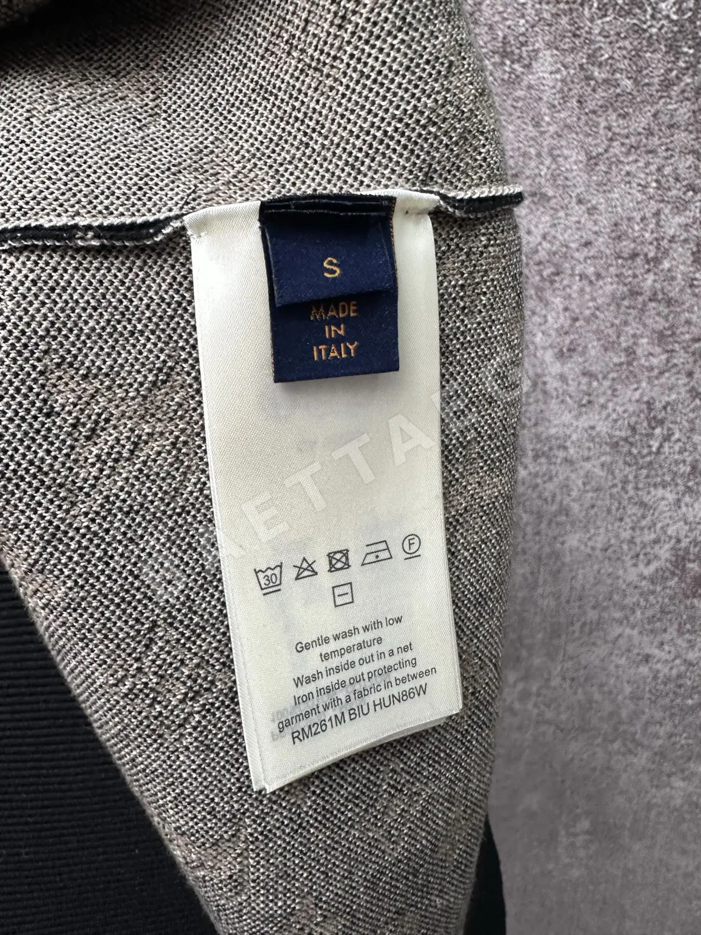루이비통 로고 모노그램 오버핏 워싱 남성 맨투맨 레플리카 46297 Louis Vuitton 상세 이미지 10