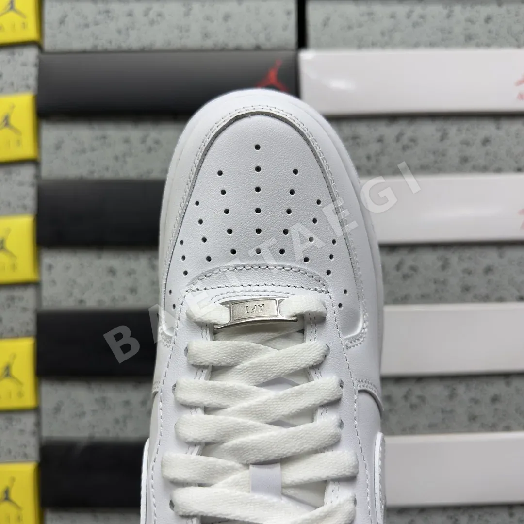 나이키 [G] 에어 포스 1 로우 CW2288-111 201890 Nike Air Force 1 Low '07 White 상세 이미지 2