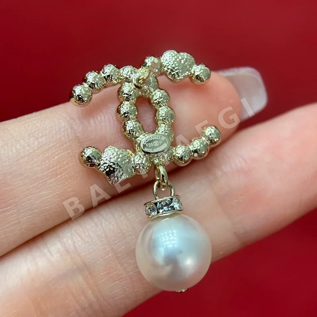 샤넬 스타 하트 진주 더블 C 펜던트 귀걸이 상세 이미지 7