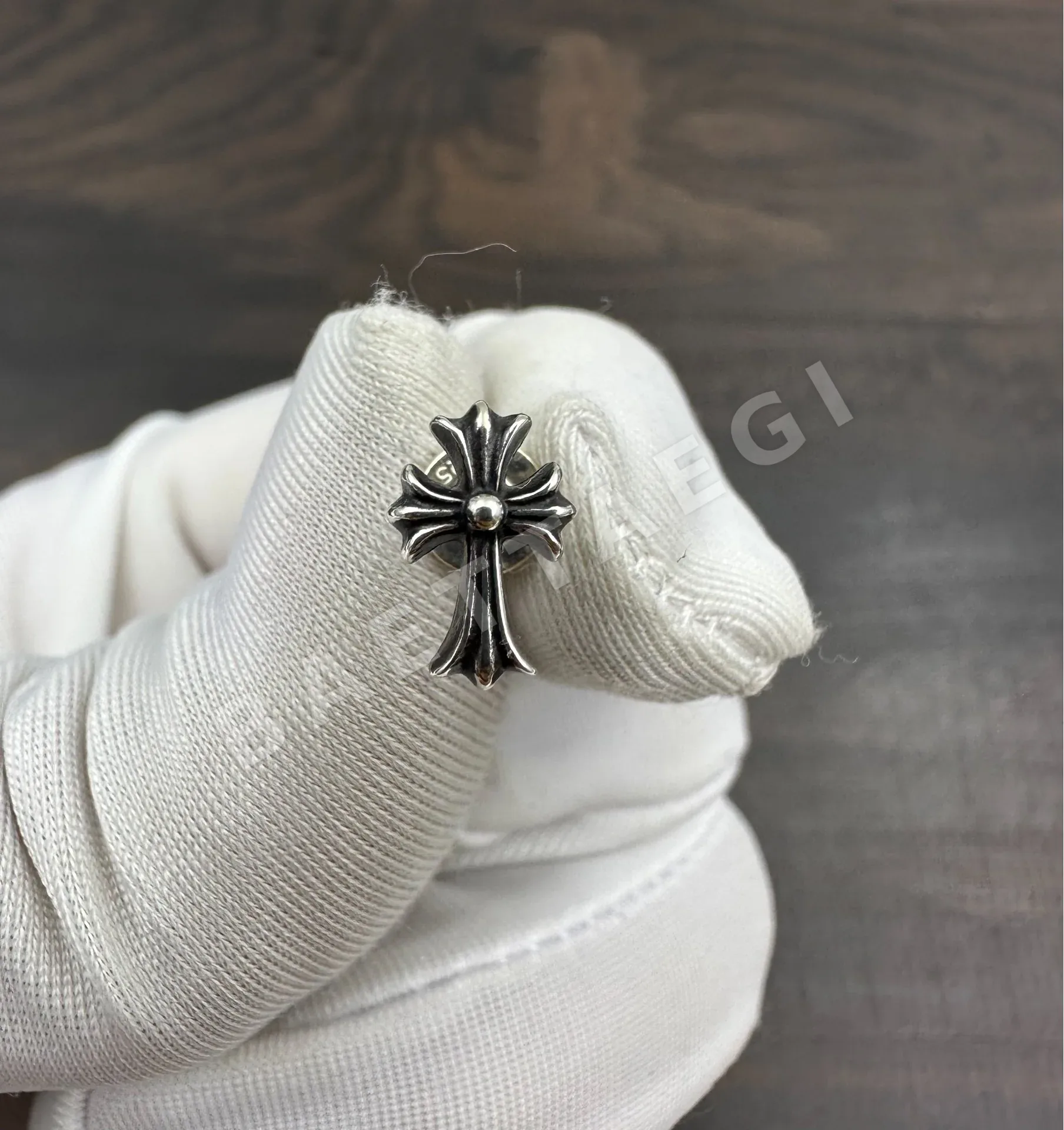 크롬하츠 롱 크로스 귀걸이 상세 이미지 2
