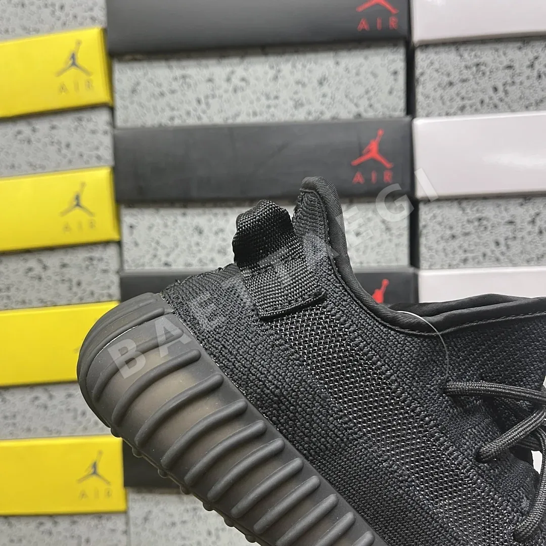 아디다스 [R] 이지 부스트 350 V2 HQ4540 200736 Adidas Yeezy Boost 350 V2 상세 이미지 4