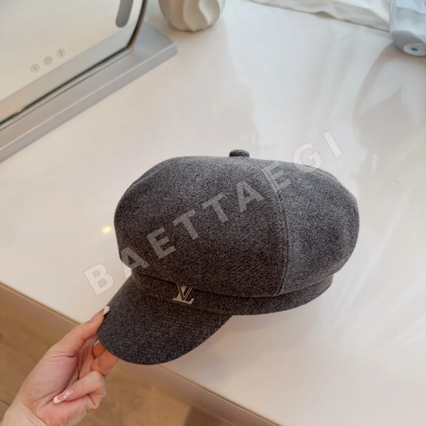 루이비통 울 팔각형 덕빌 모자 상세 이미지 8