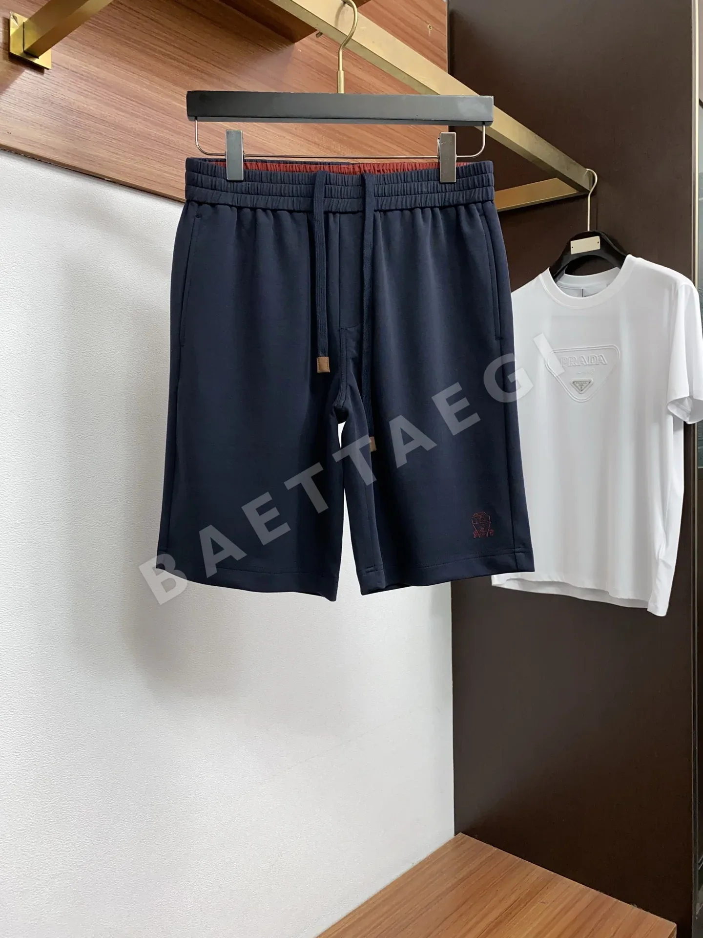 브루넬로쿠치넬리 남성 린넨 반바지 135498