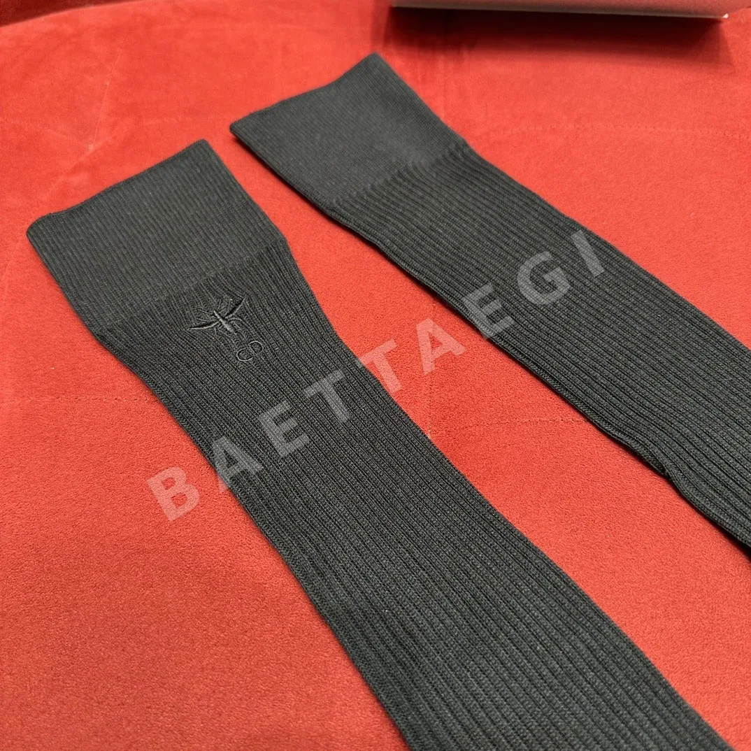 디올 벌 모티프 양말 상세 이미지 2