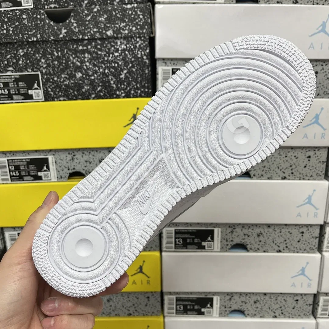 나이키 [GX] 에어 포스 1 로우 CW2288-111 201201 Nike Air Force 1 Low '07 White 상세 이미지 3