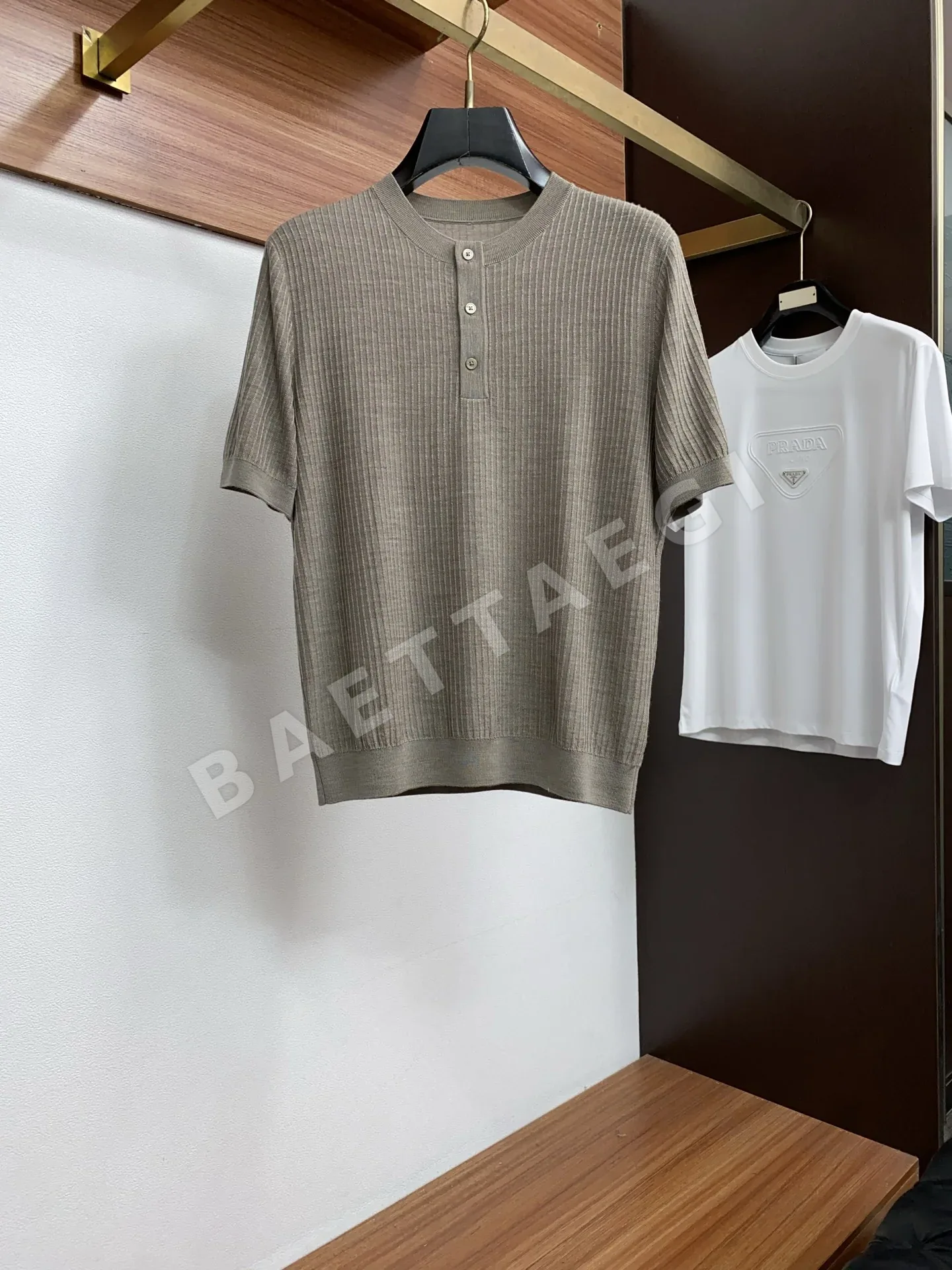 로로피아나 남성 면 라운드넥 반팔 티셔츠 135549
