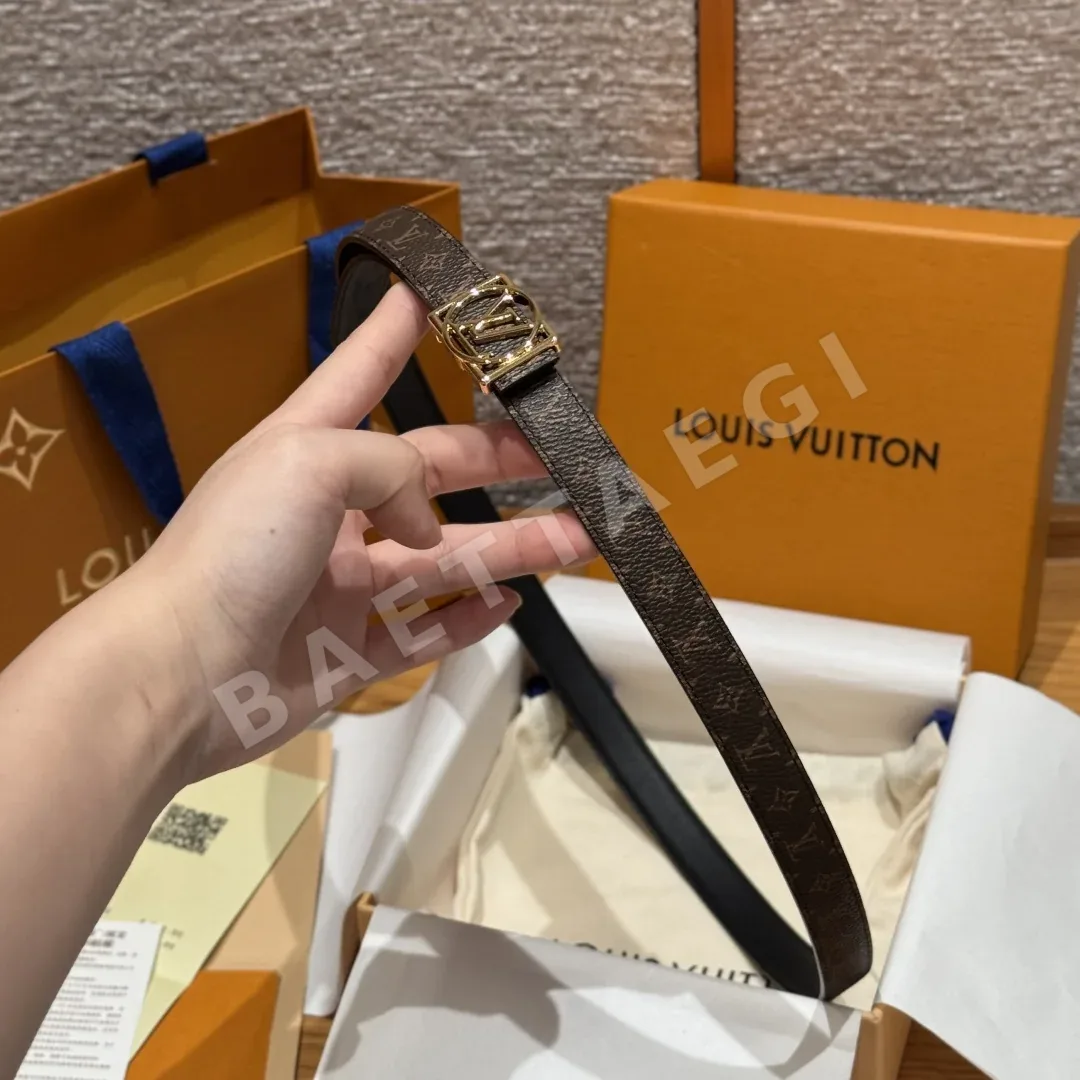 루이비통 여성 양면 가죽 모노그램 벨트 20mm 상세 이미지 4