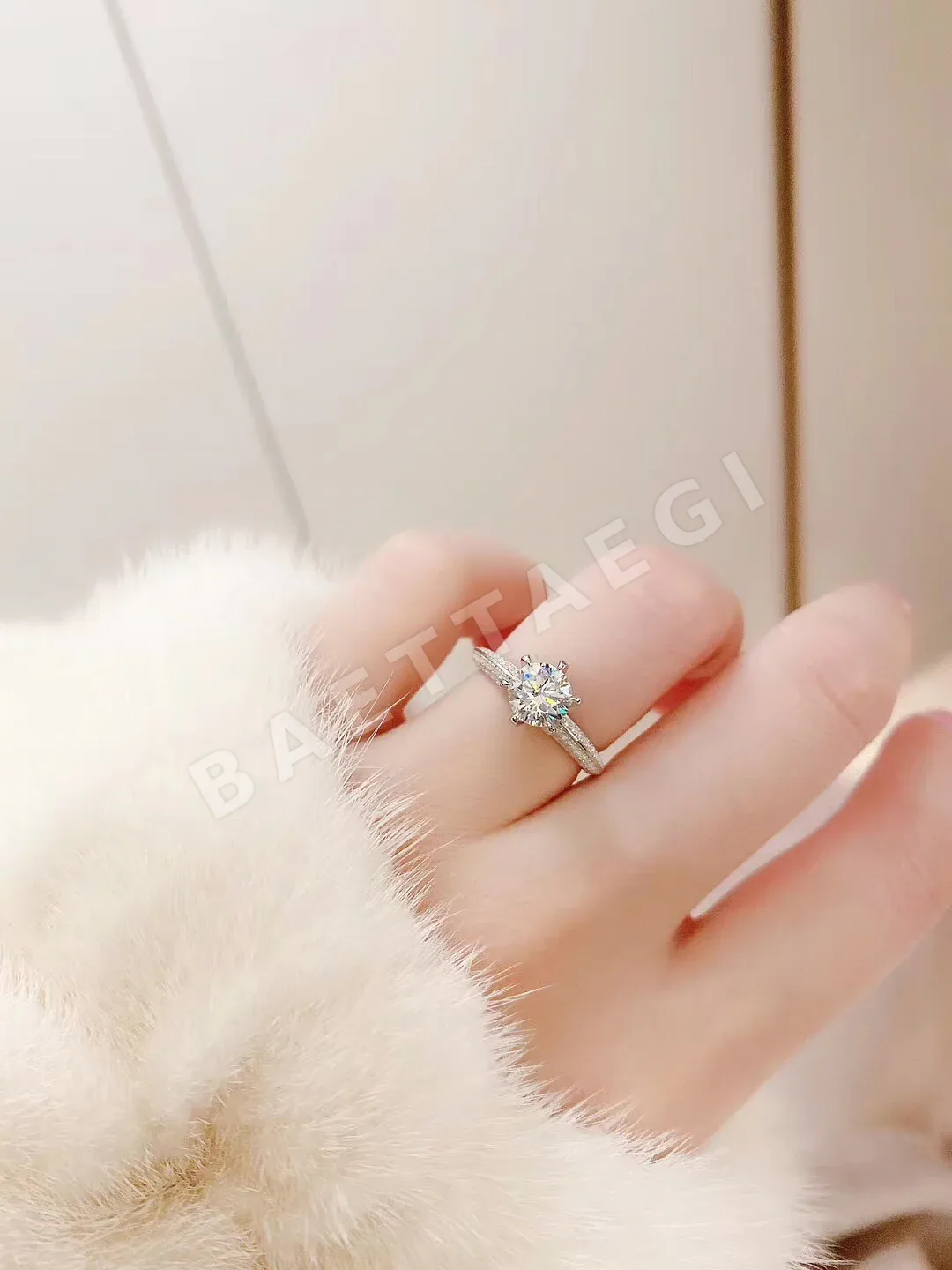 티파니 하프 더 킹덤 플래티넘 다이아몬드 반지 상세 이미지 4