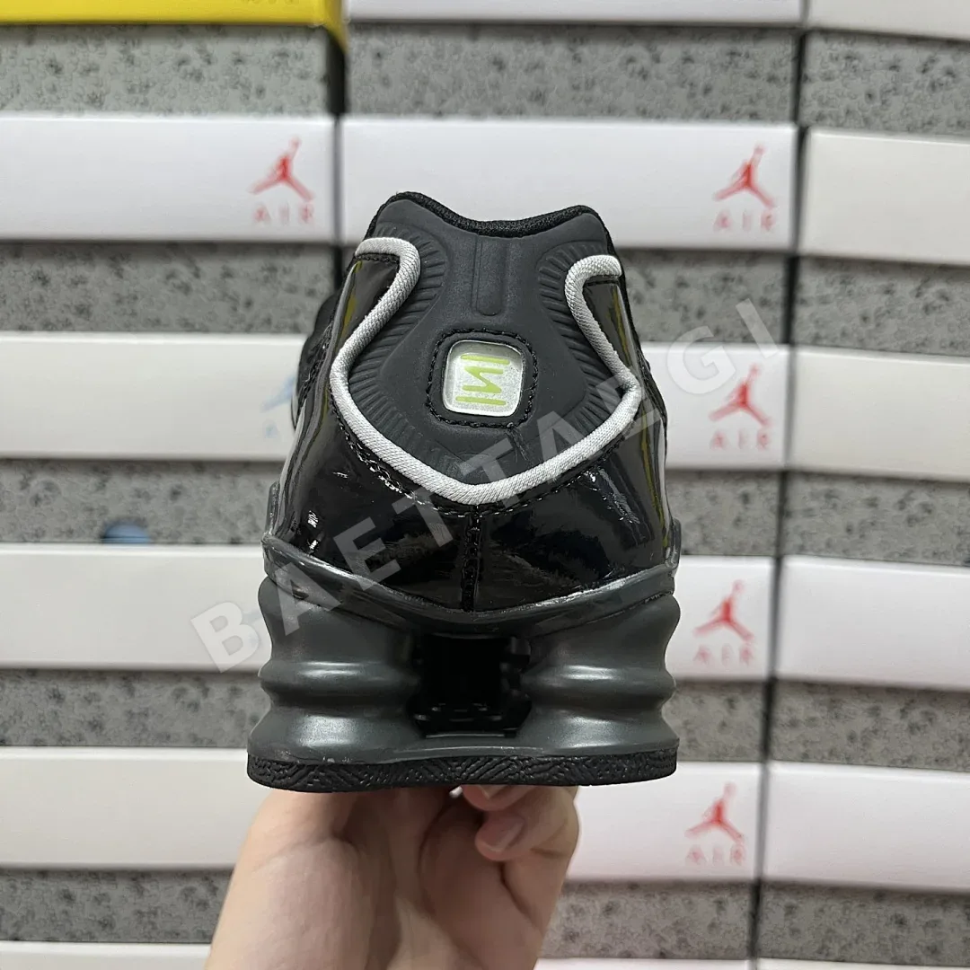 나이키 [WM] 샥스 TL FV0939-001 201133 Nike Shox TL Black Iron Grey 상세 이미지 5