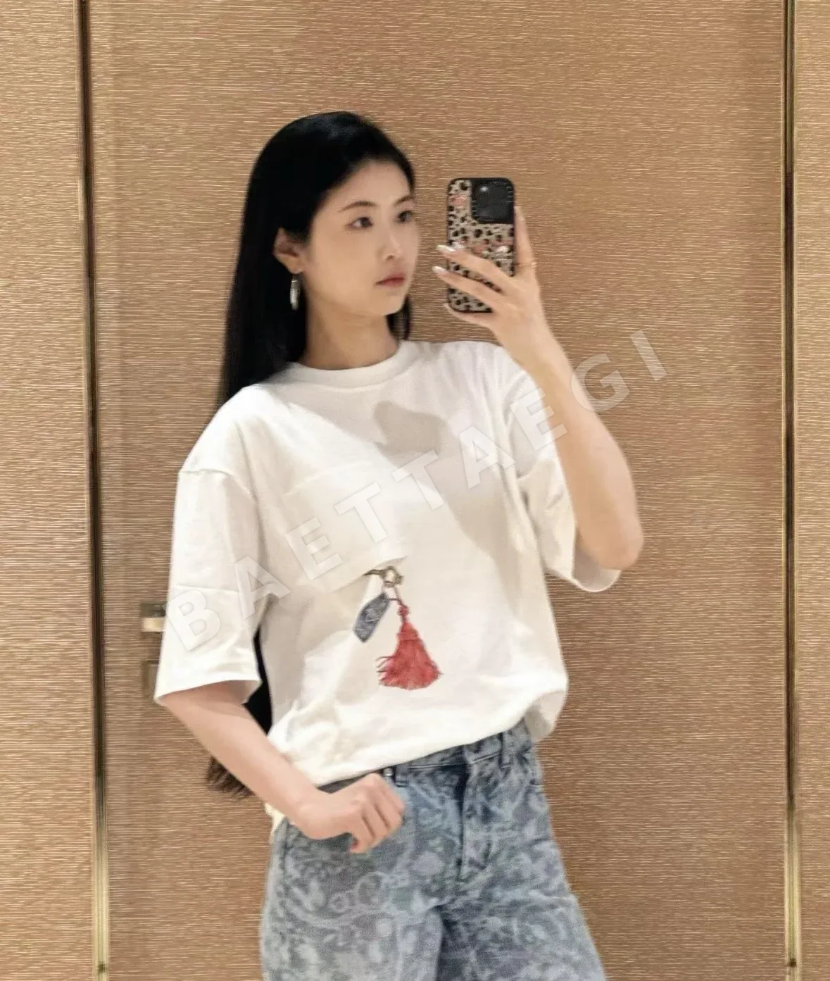 루이비통 프린트 데님 코튼 반팔 티셔츠 상세 이미지 6