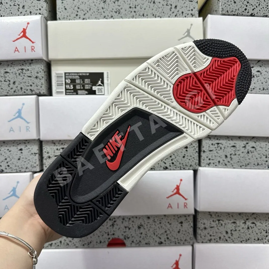 나이키 [KX] 화이트 블랙 IM4002-100 201398 Nike Flight Club 상세 이미지 4