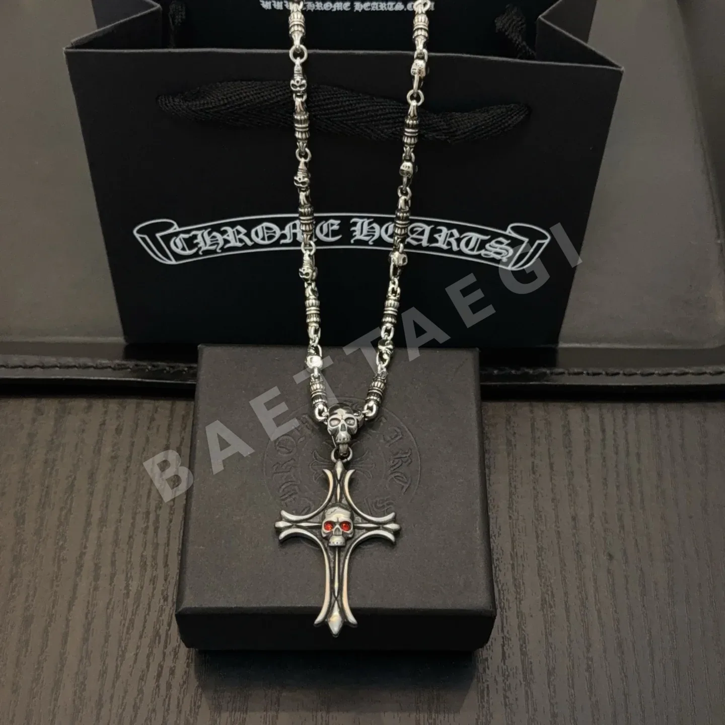 크롬하츠 레트로 크로스 플라워 스컬 목걸이 148865