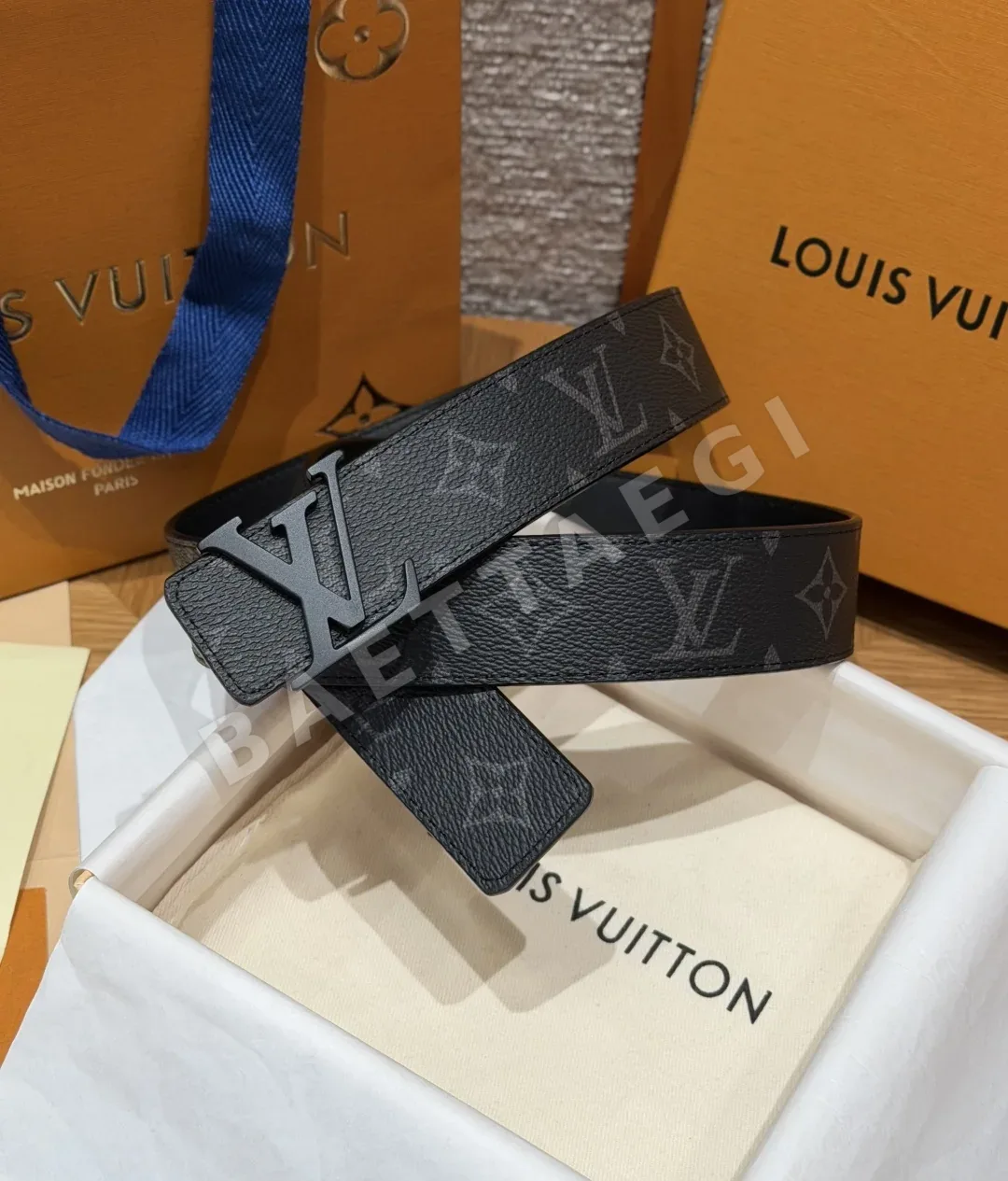 루이비통 LV 이니셜 35mm 양면 벨트 상세 이미지 2