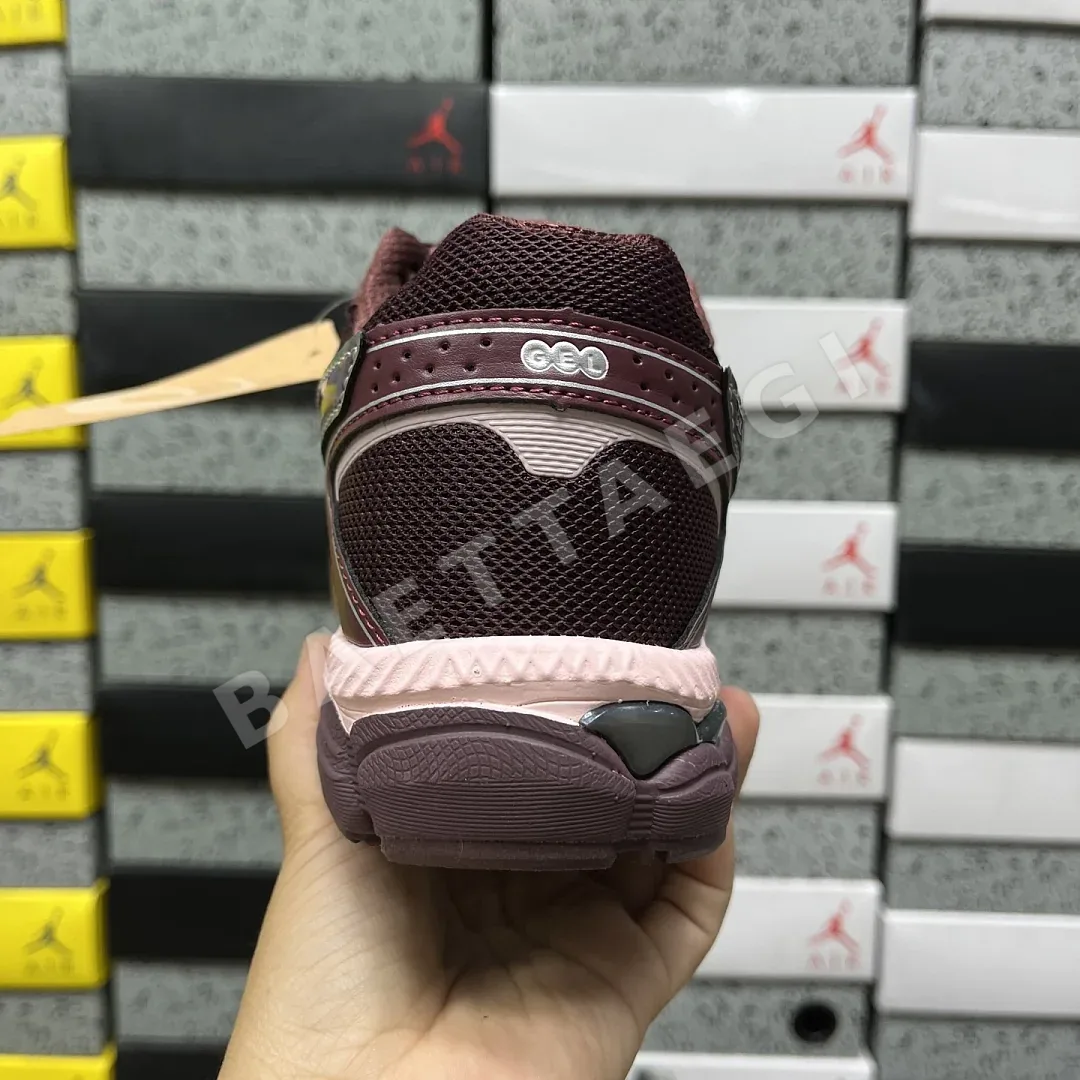 아식스 [WZ] 젤 큐뮬러스 16 1203A733-600 200404 Asics Gel-Cumulus 16 Burgundy Pink 상세 이미지 8