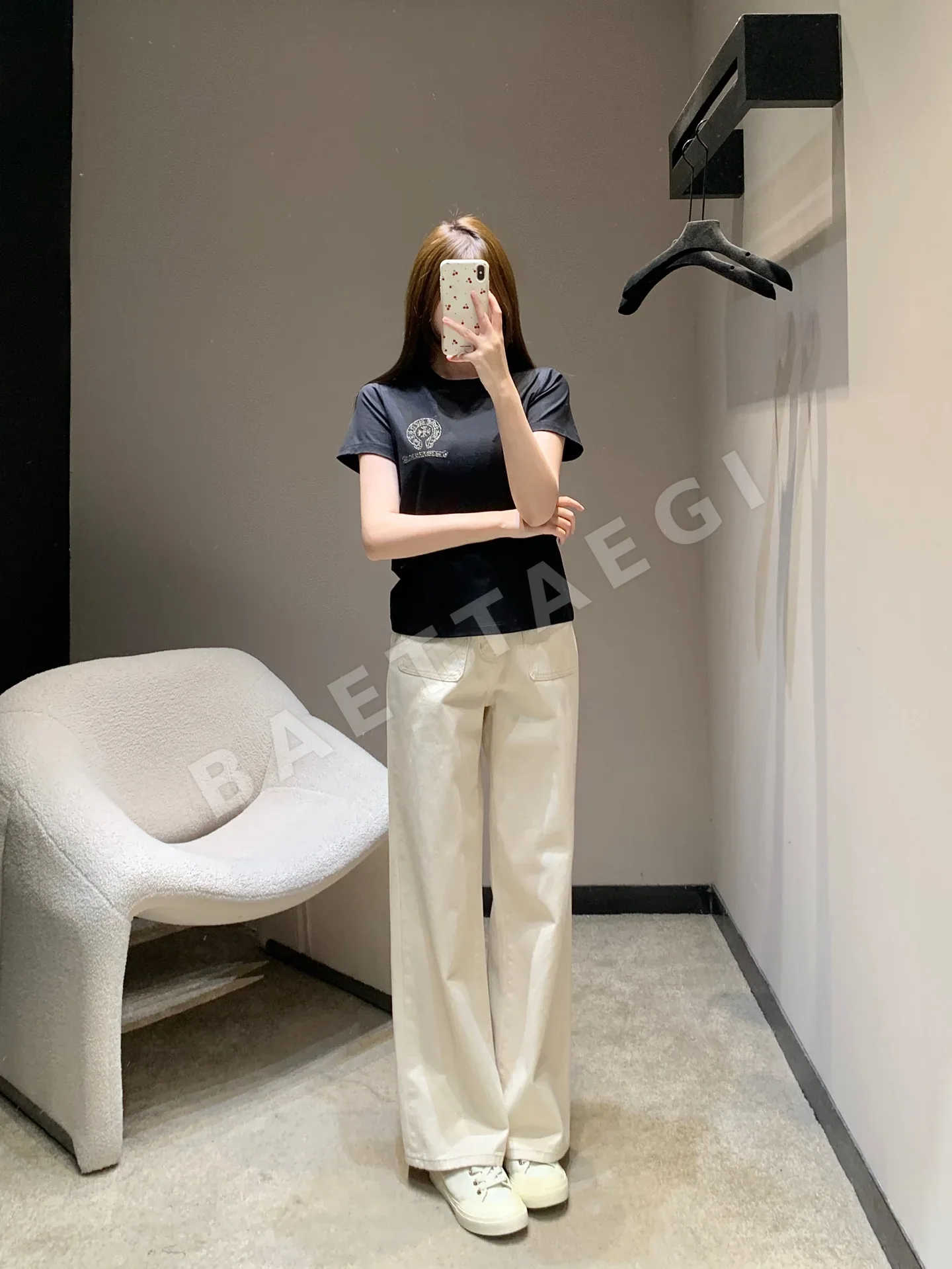 크롬하츠 크루넥 자수 반팔 티셔츠 여성용 상세 이미지 4