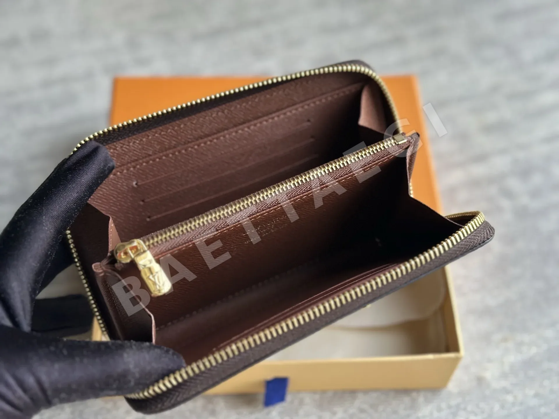 루이비통 마르그로 모노그램 엠프라임 지갑 상세 이미지 7